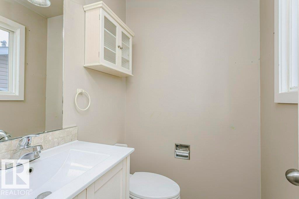 5807 52 Avenue, Redwater, AB