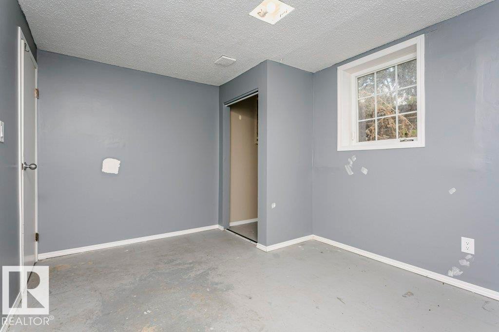 5807 52 Avenue, Redwater, AB