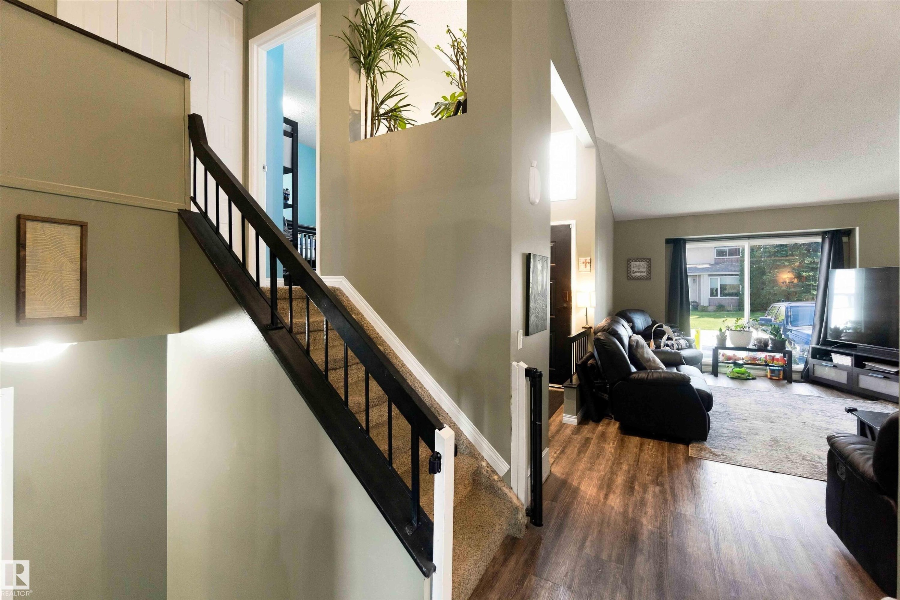 40 Greenwood Drive, Spruce Grove, AB