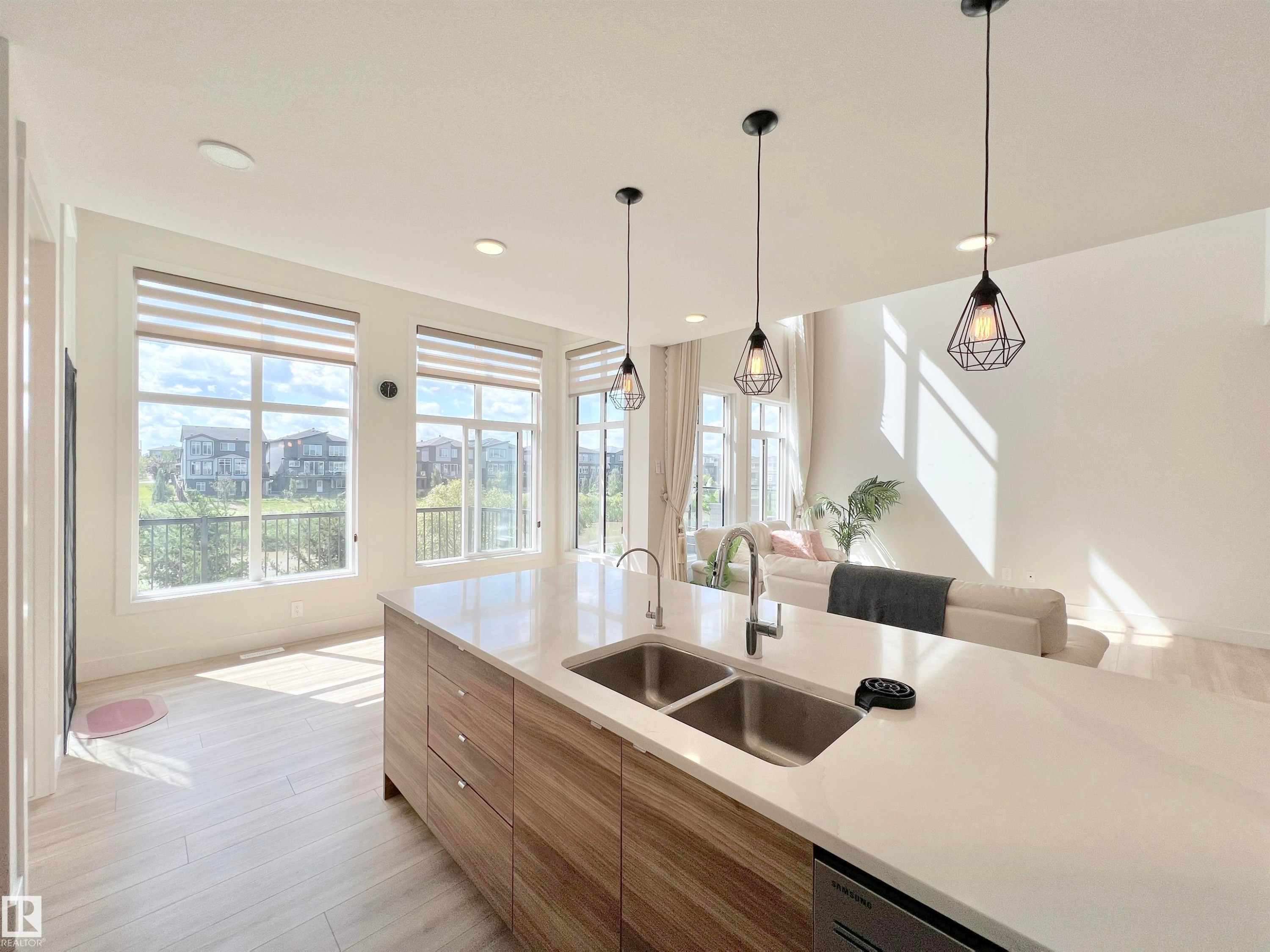 6045 King Landing Landing Sw, Edmonton, AB