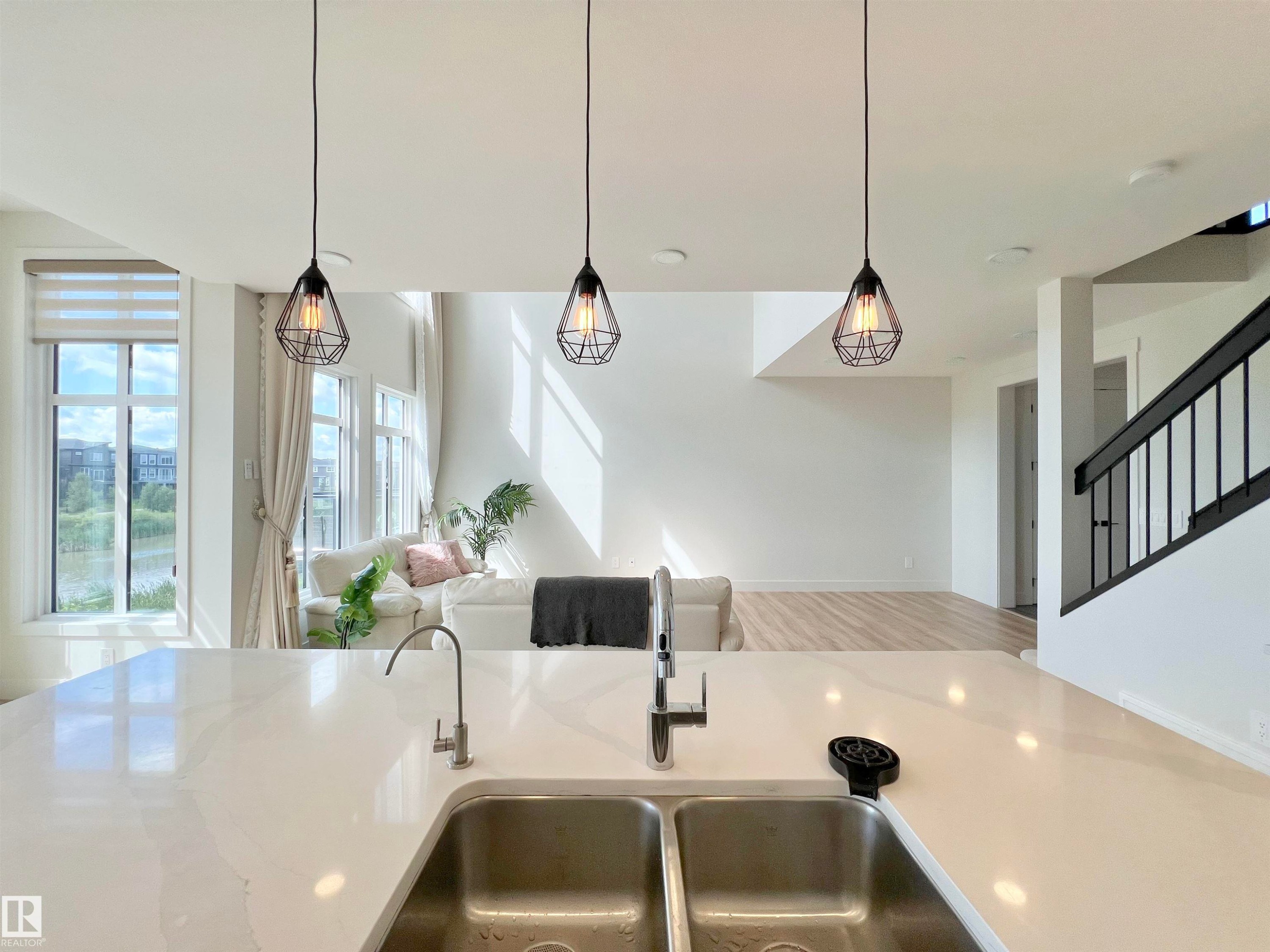 6045 King Landing Landing Sw, Edmonton, AB