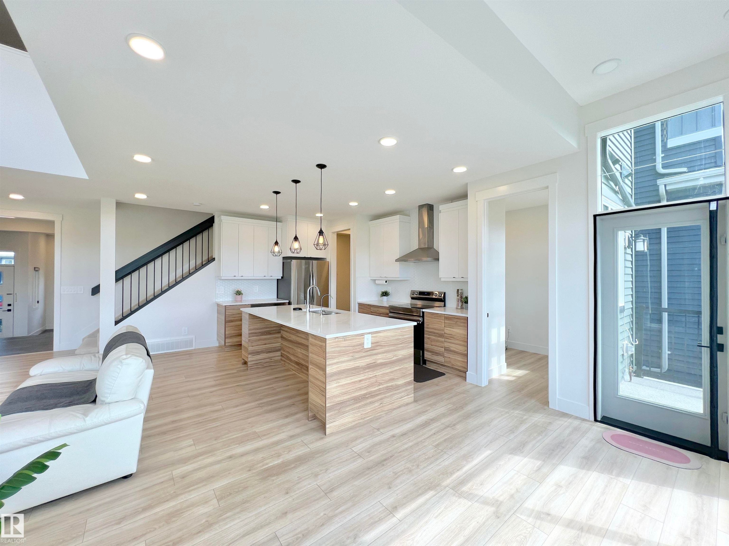 6045 King Landing Landing Sw, Edmonton, AB