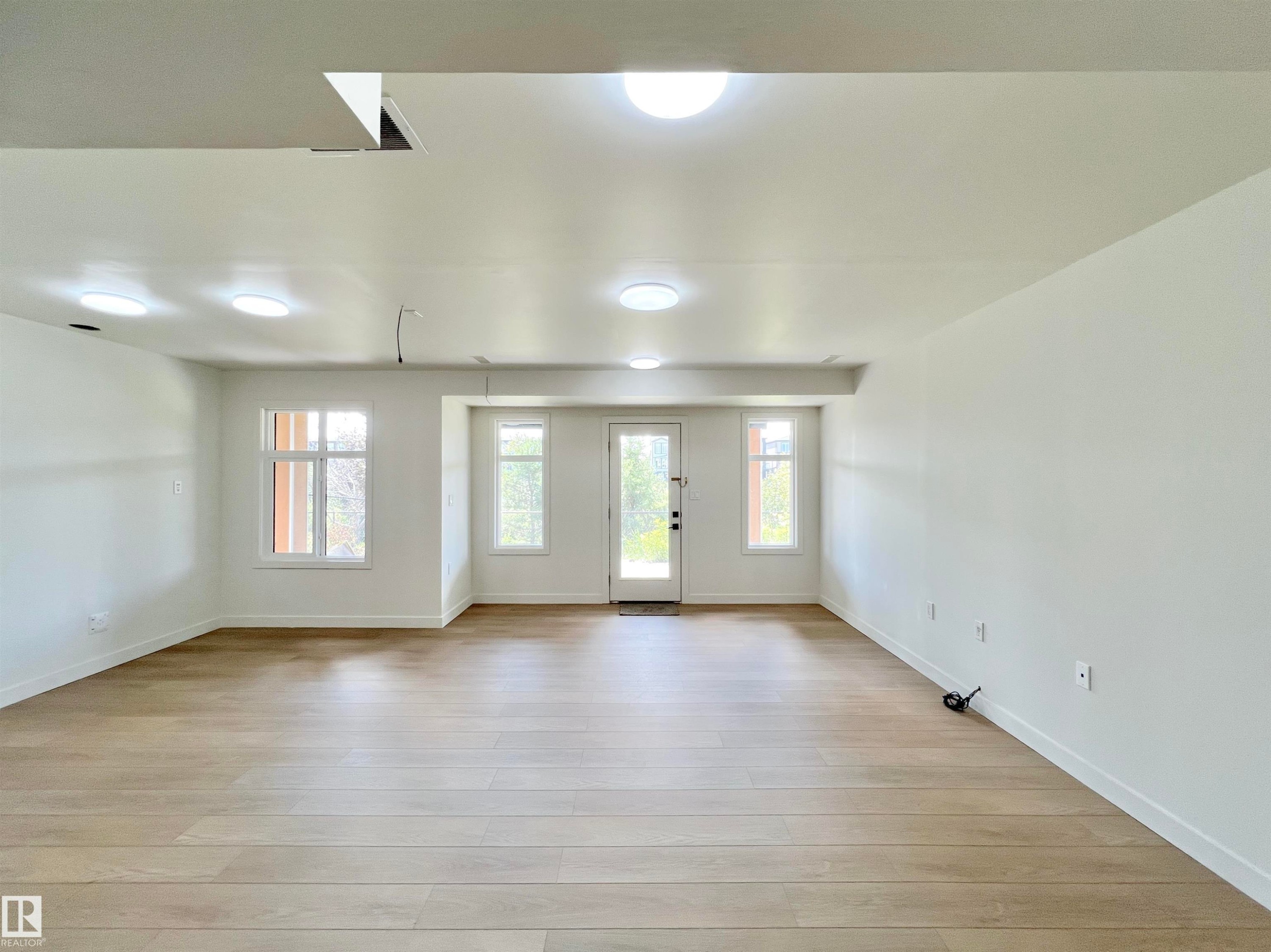 6045 King Landing Landing Sw, Edmonton, AB