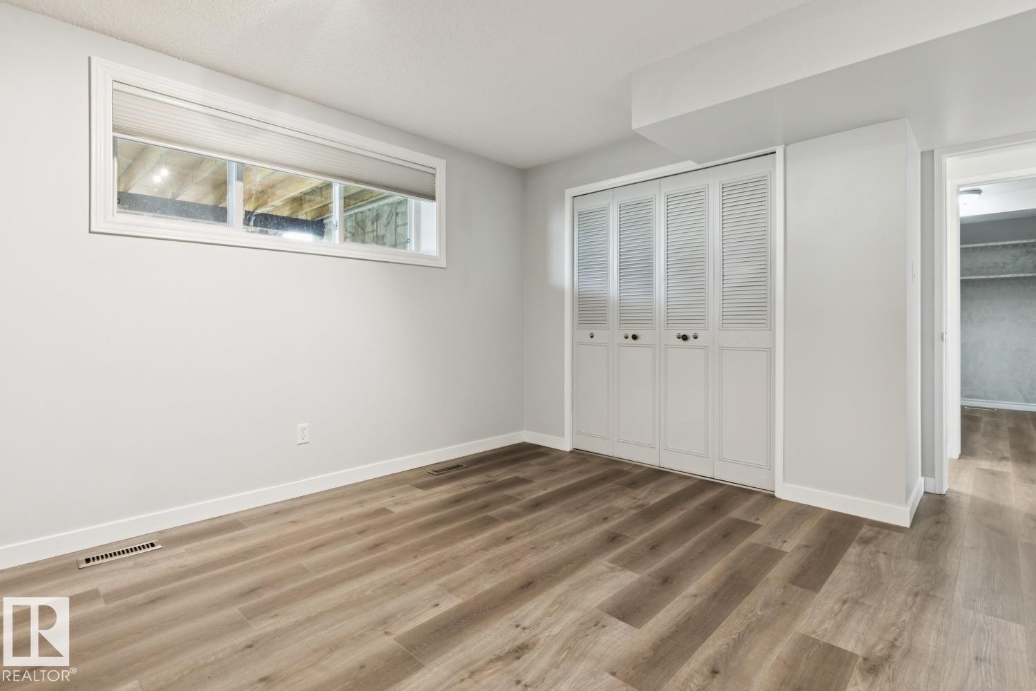 9312 151 Avenue Nw, Edmonton, AB