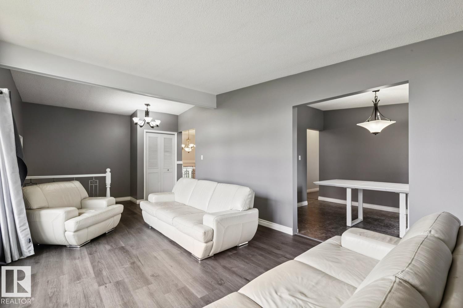 9312 151 Avenue Nw, Edmonton, AB