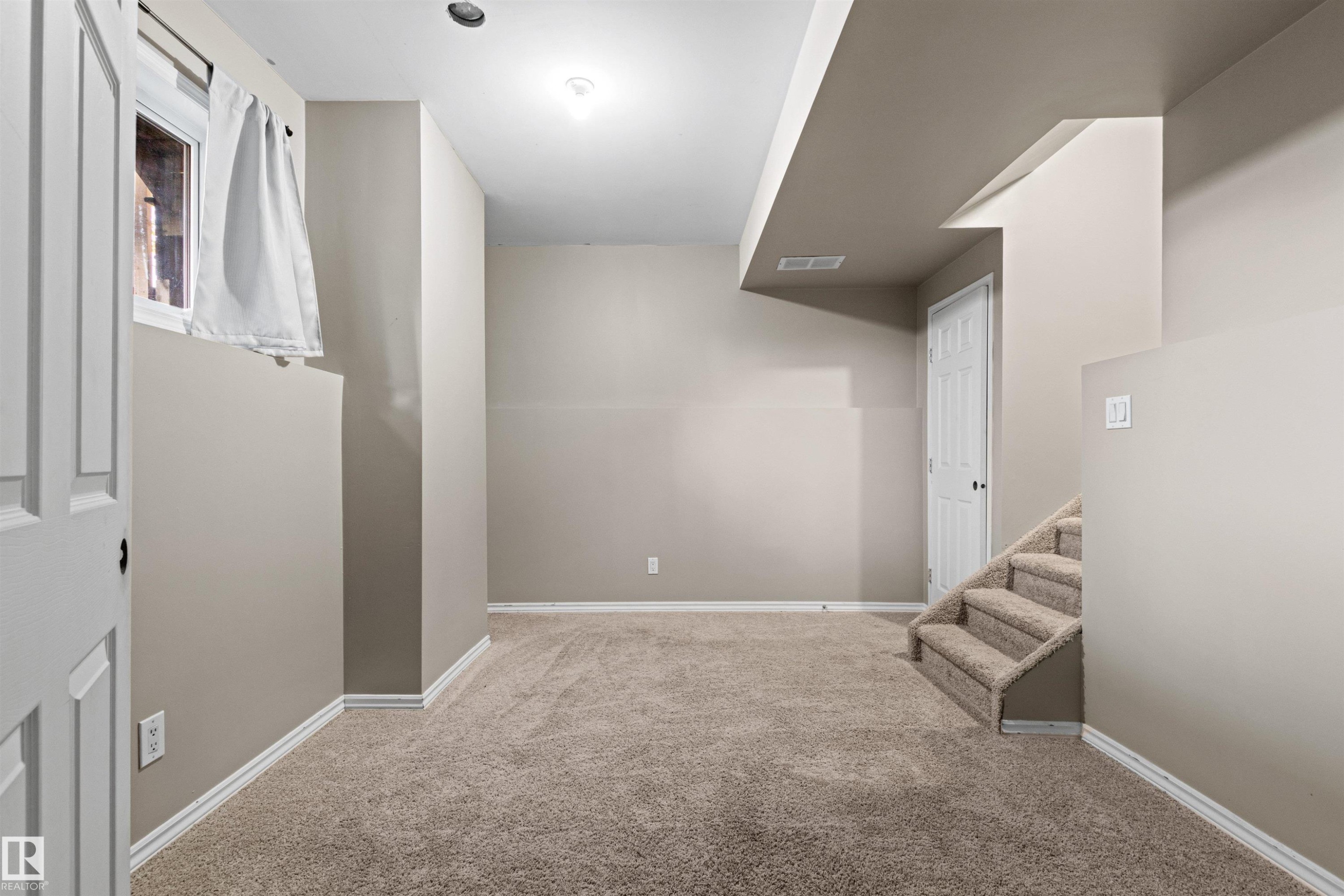#30 9904 101 Av, Morinville, AB