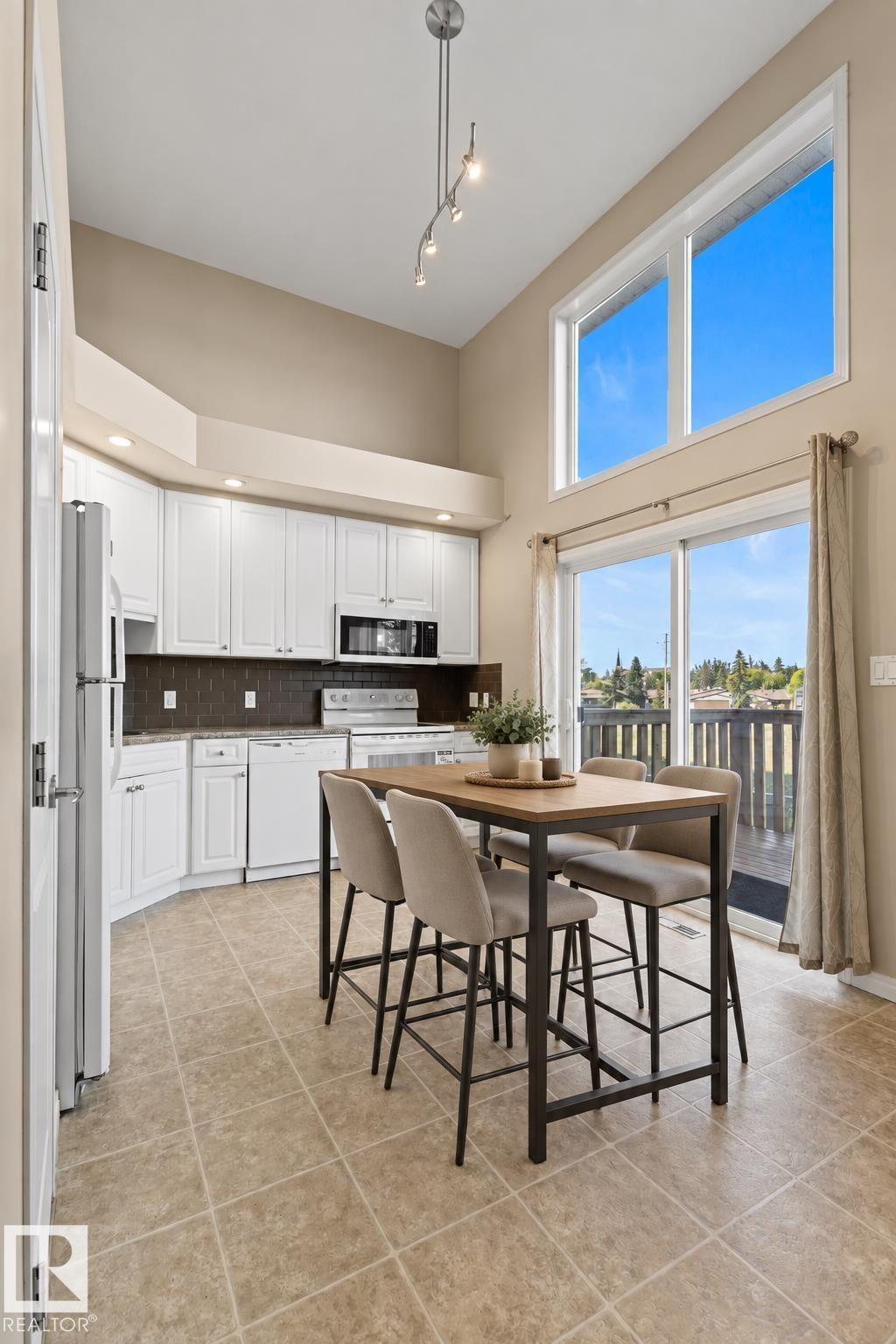 #30 9904 101 Av, Morinville, AB