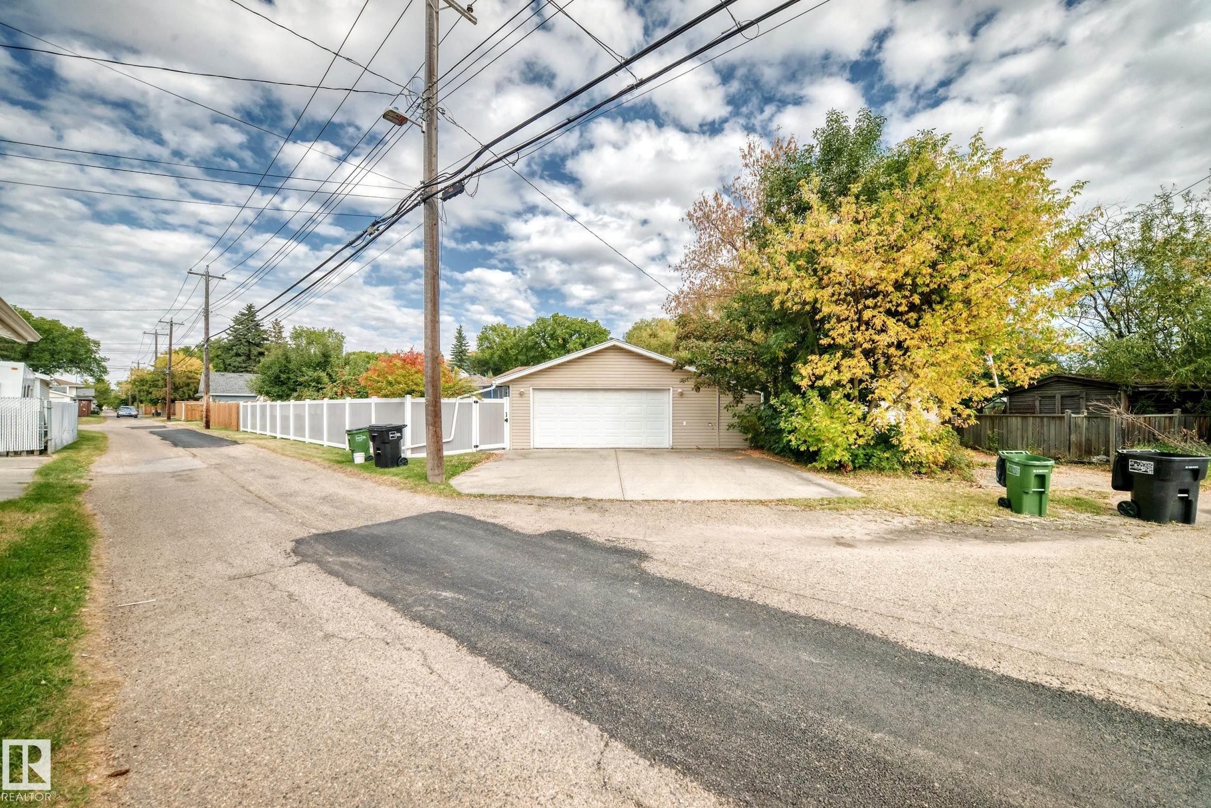 11524 133 Street Nw, Edmonton, AB