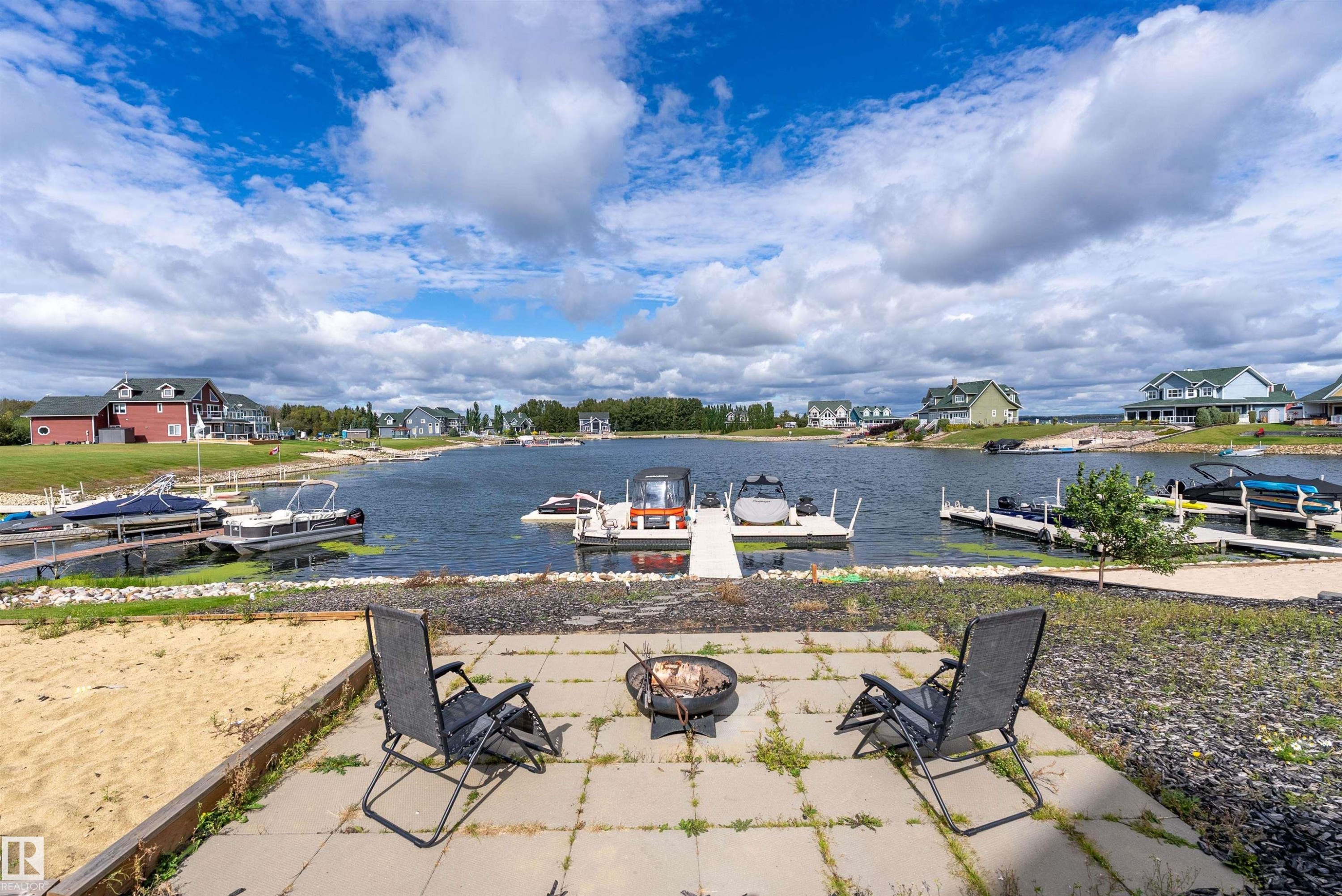 36 Sunset Harbour, Rural Wetaskiwin County, AB