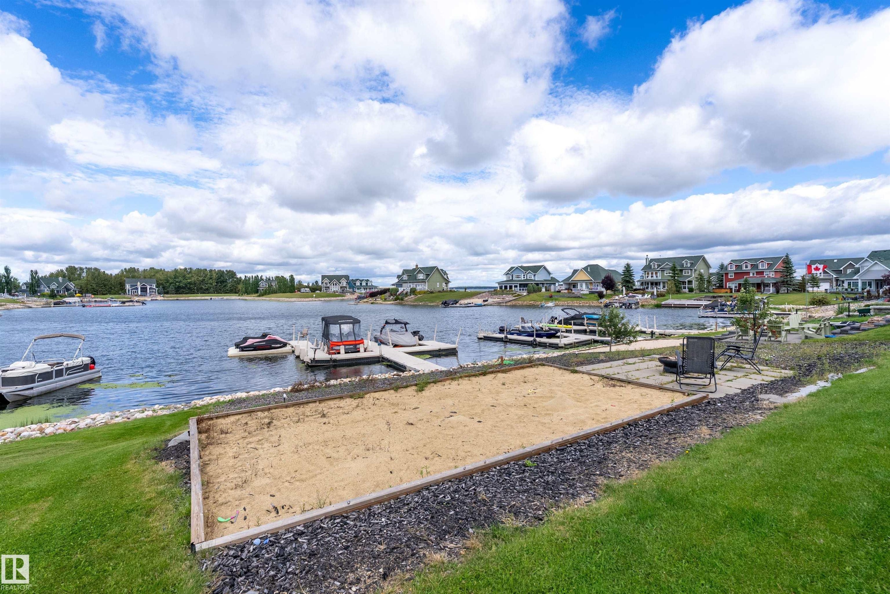 36 Sunset Harbour, Rural Wetaskiwin County, AB