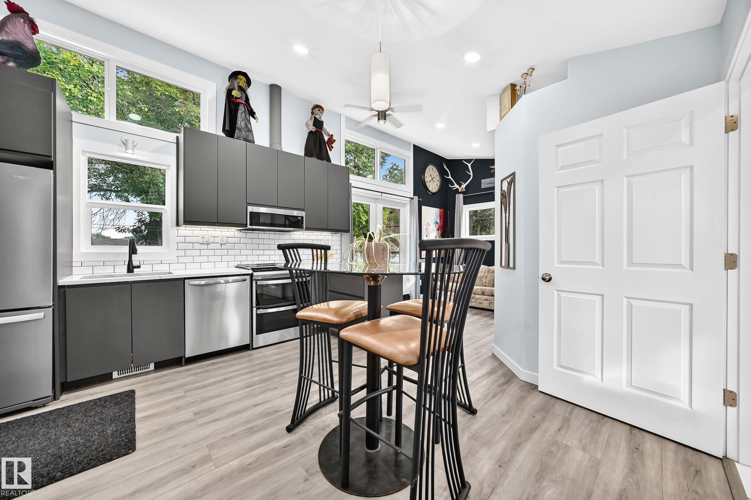 Garden / Garage Suite - 12045 64 Street Nw, Edmonton, AB