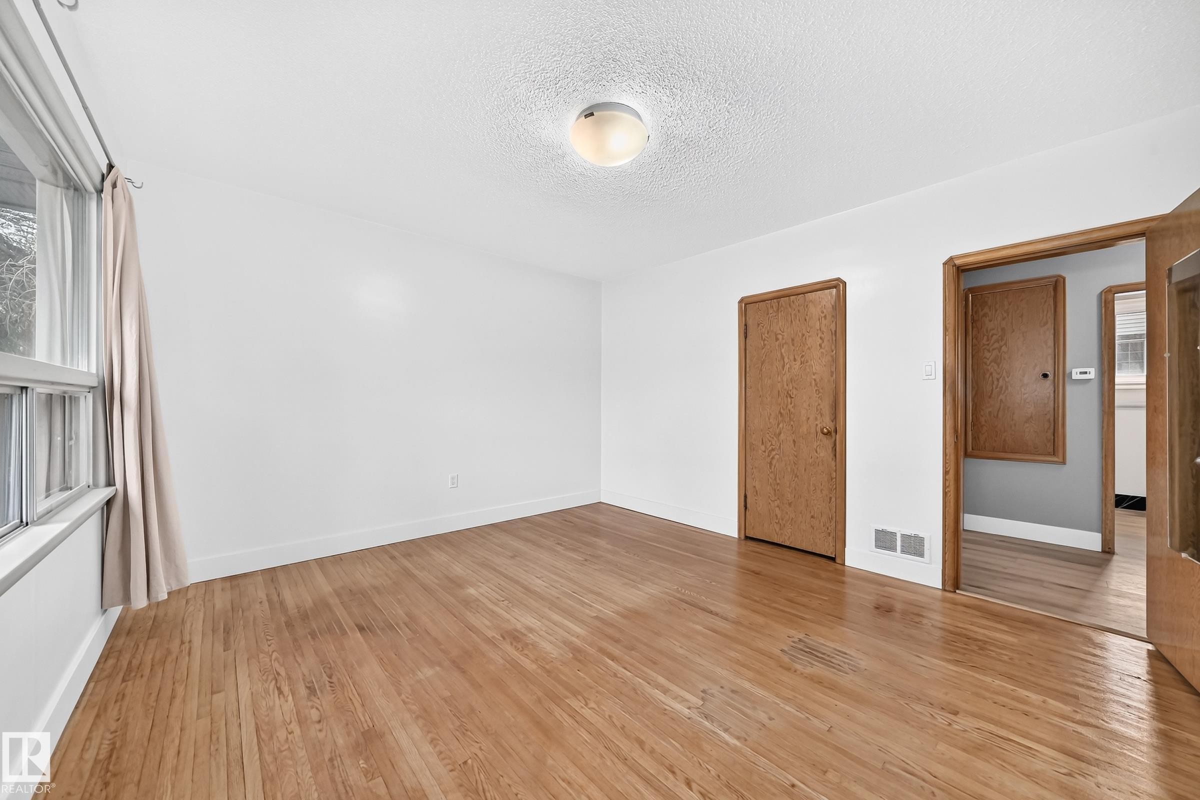 Hardwood flooring - 12045 64 Street Nw, Edmonton, AB