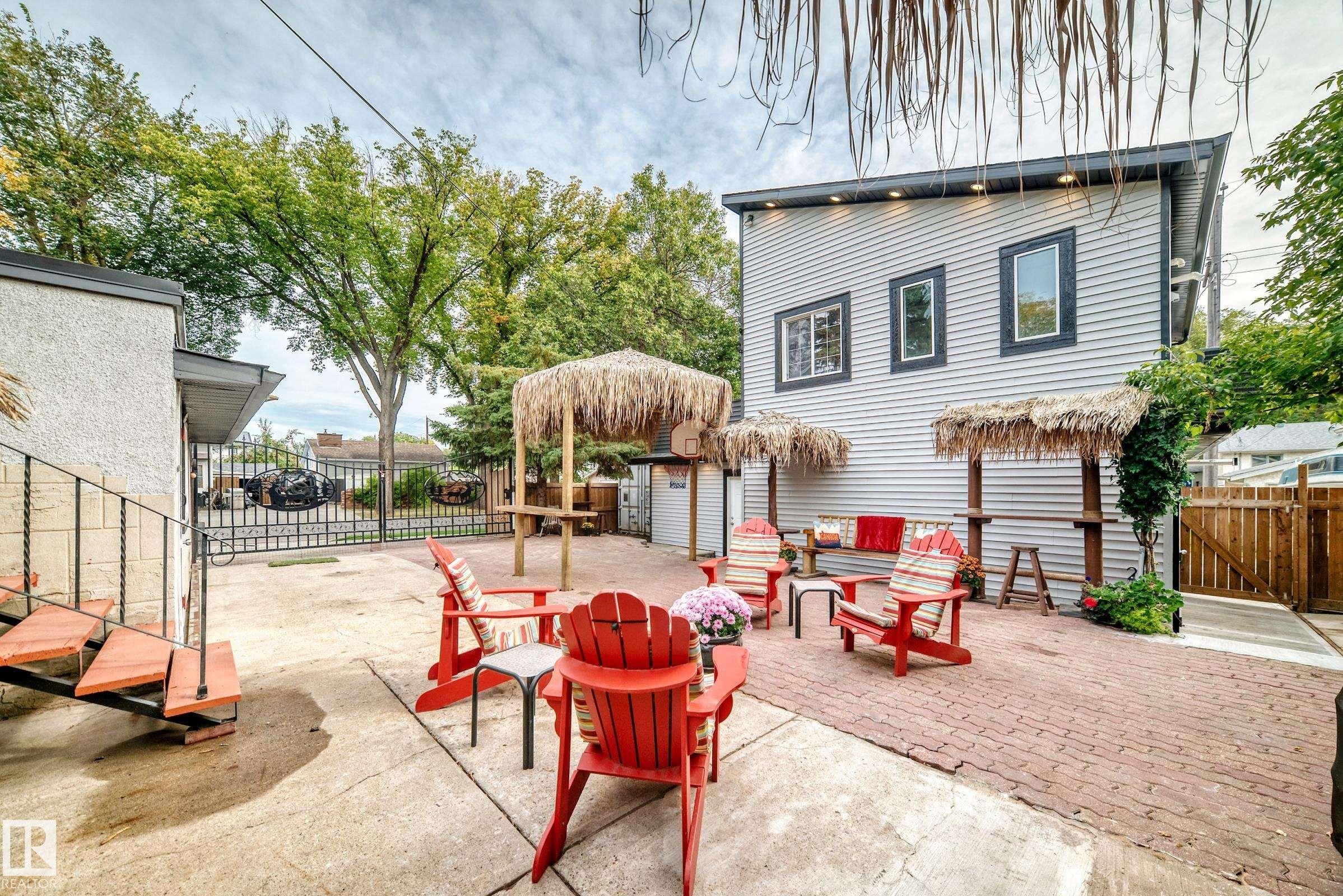 Comfortable and Welcoming Back Patio - 12045 64 Street Nw, Edmonton, AB