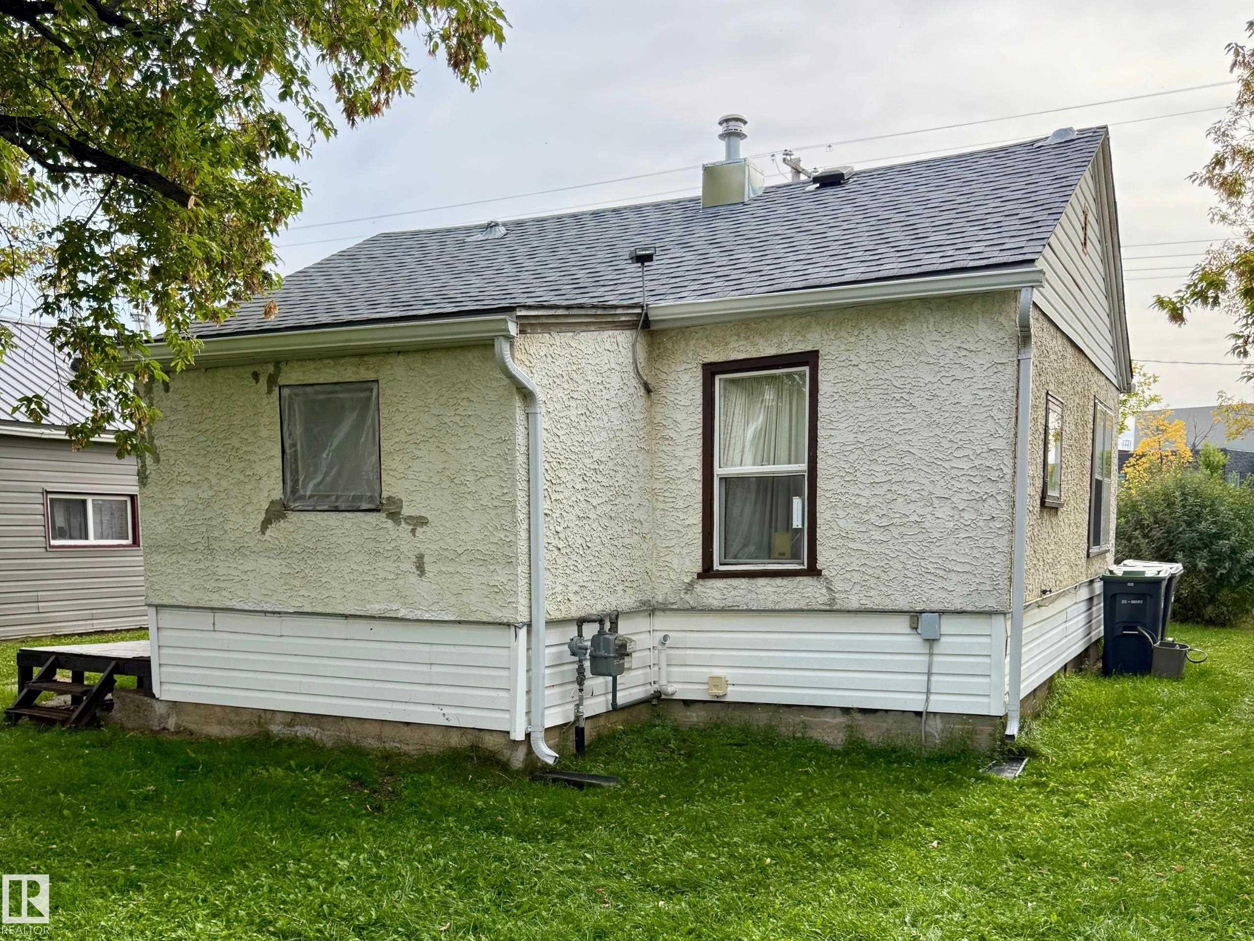 806 16 Avenue, Cold Lake, AB