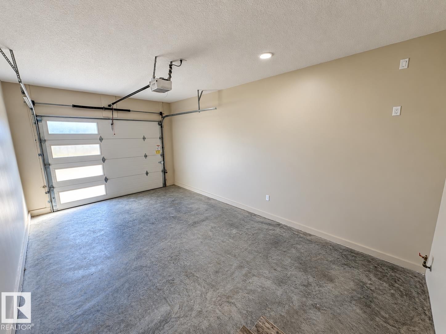 27 Whitetail Cove, Mundare, AB