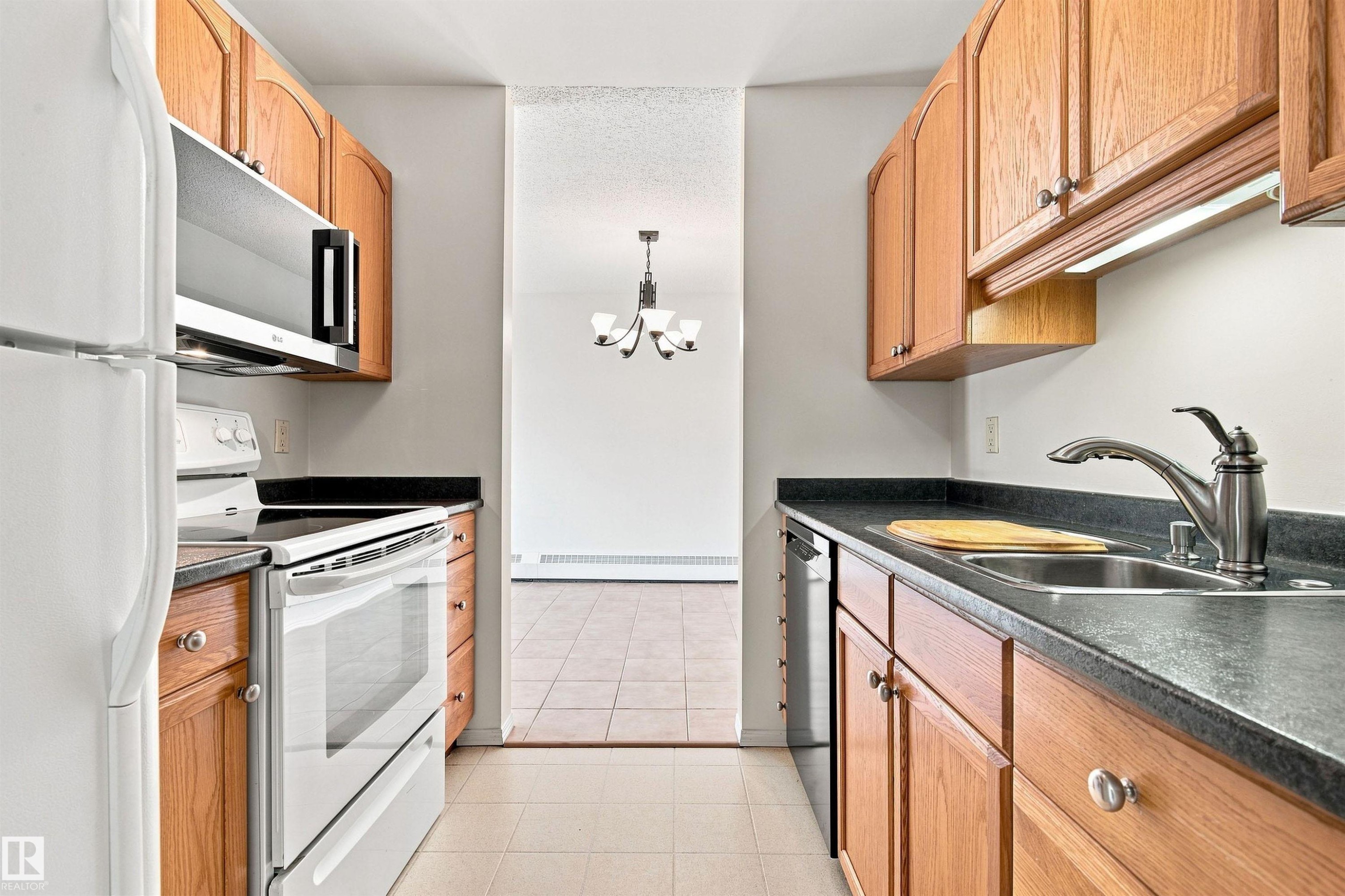 #115 10511 19 Av Nw, Edmonton, AB