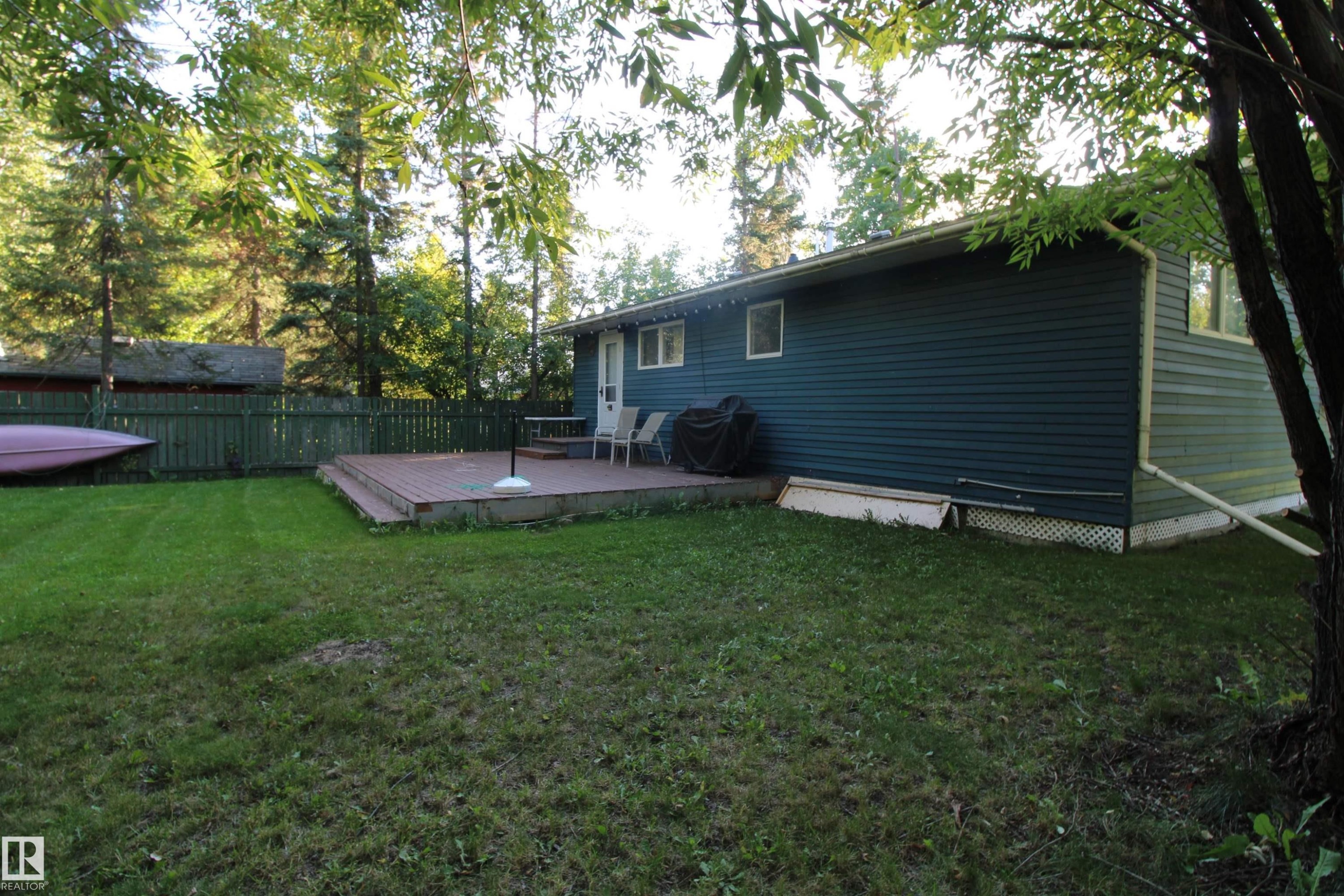 952 9 Street, Rural Lac Ste. Anne County, AB