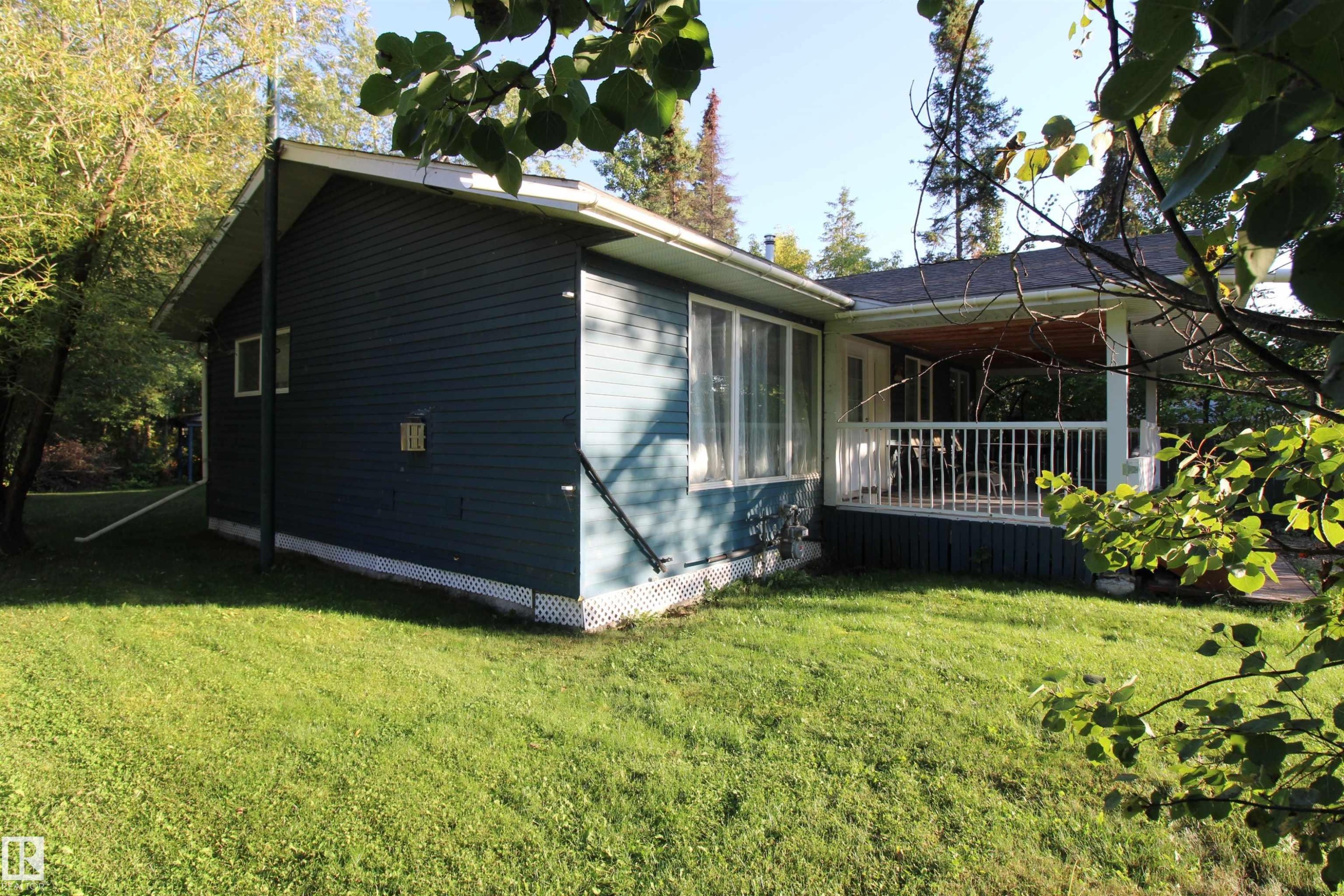 952 9 Street, Rural Lac Ste. Anne County, AB