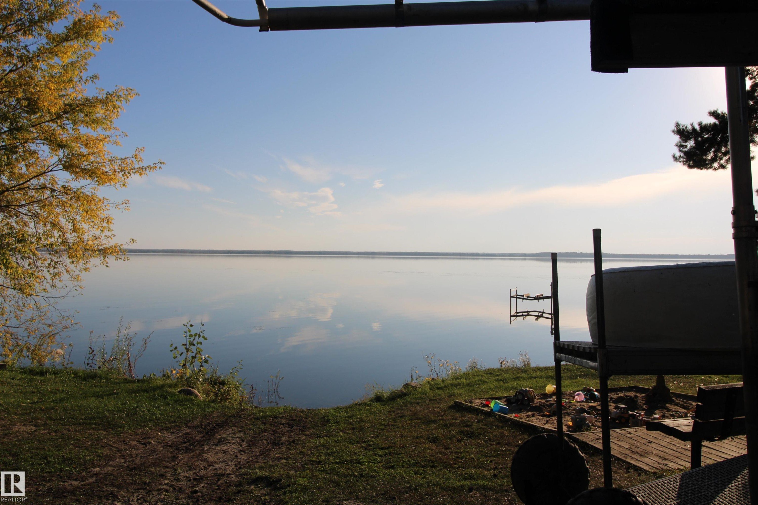 952 9 Street, Rural Lac Ste. Anne County, AB