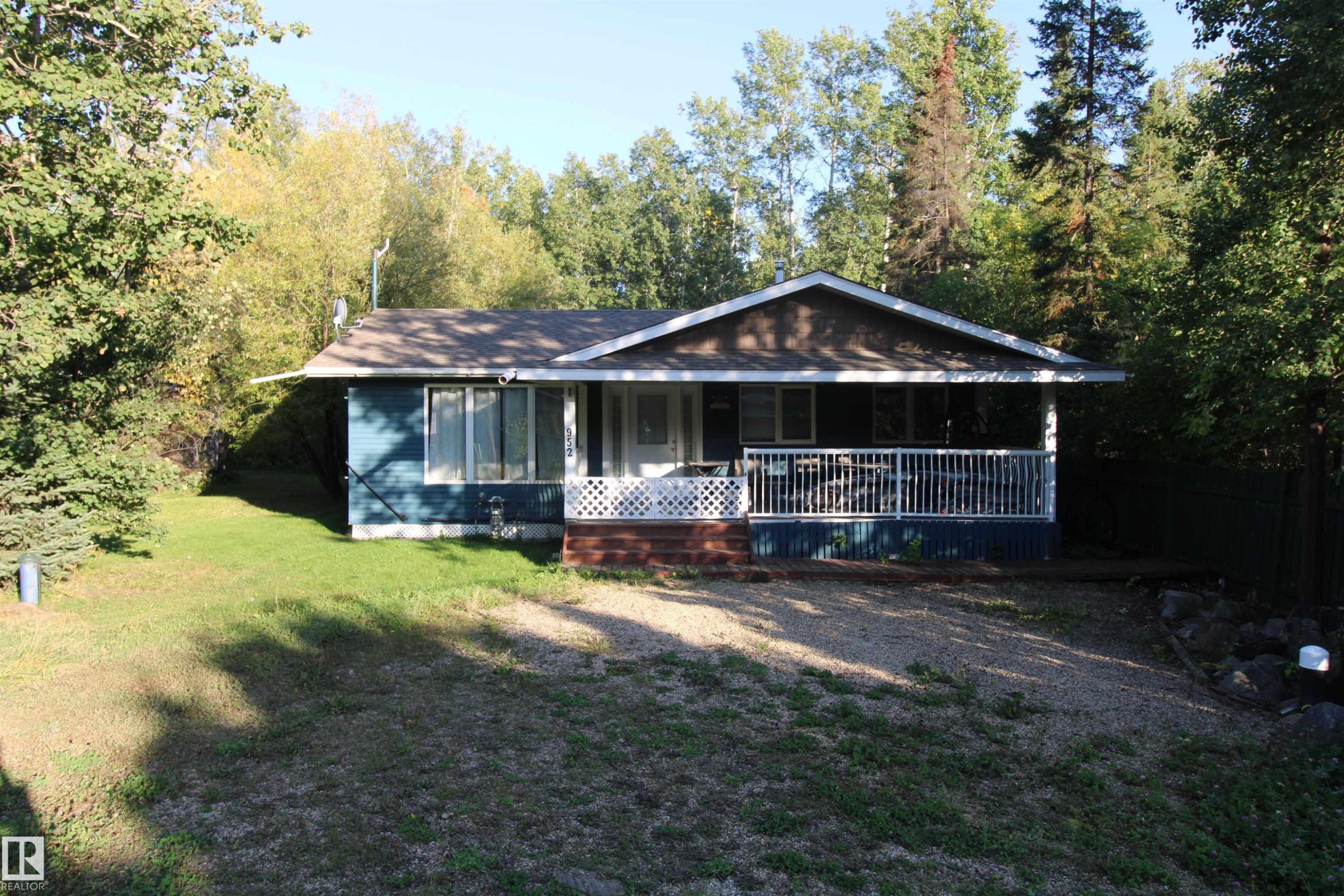 952 9 Street, Rural Lac Ste. Anne County, AB