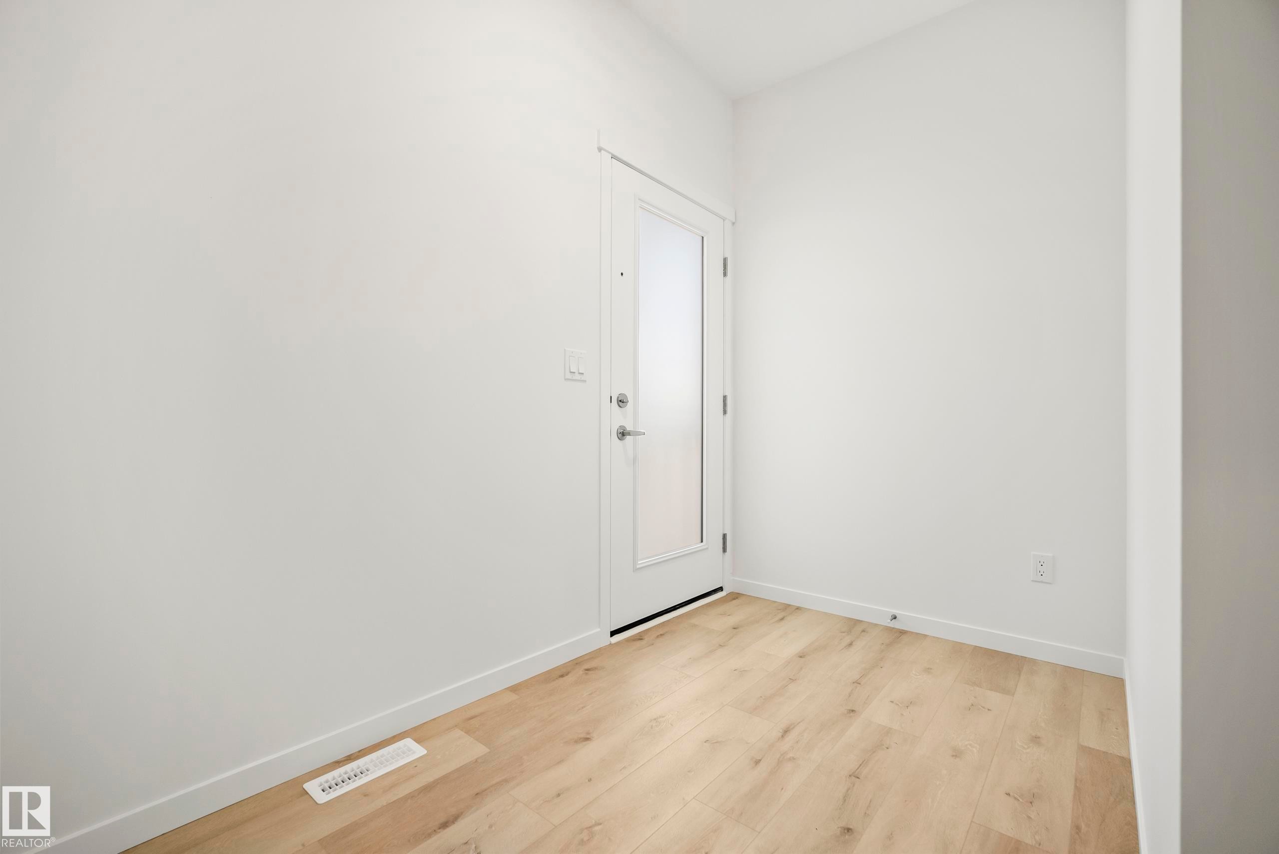 2415 206 Street Nw, Edmonton, AB