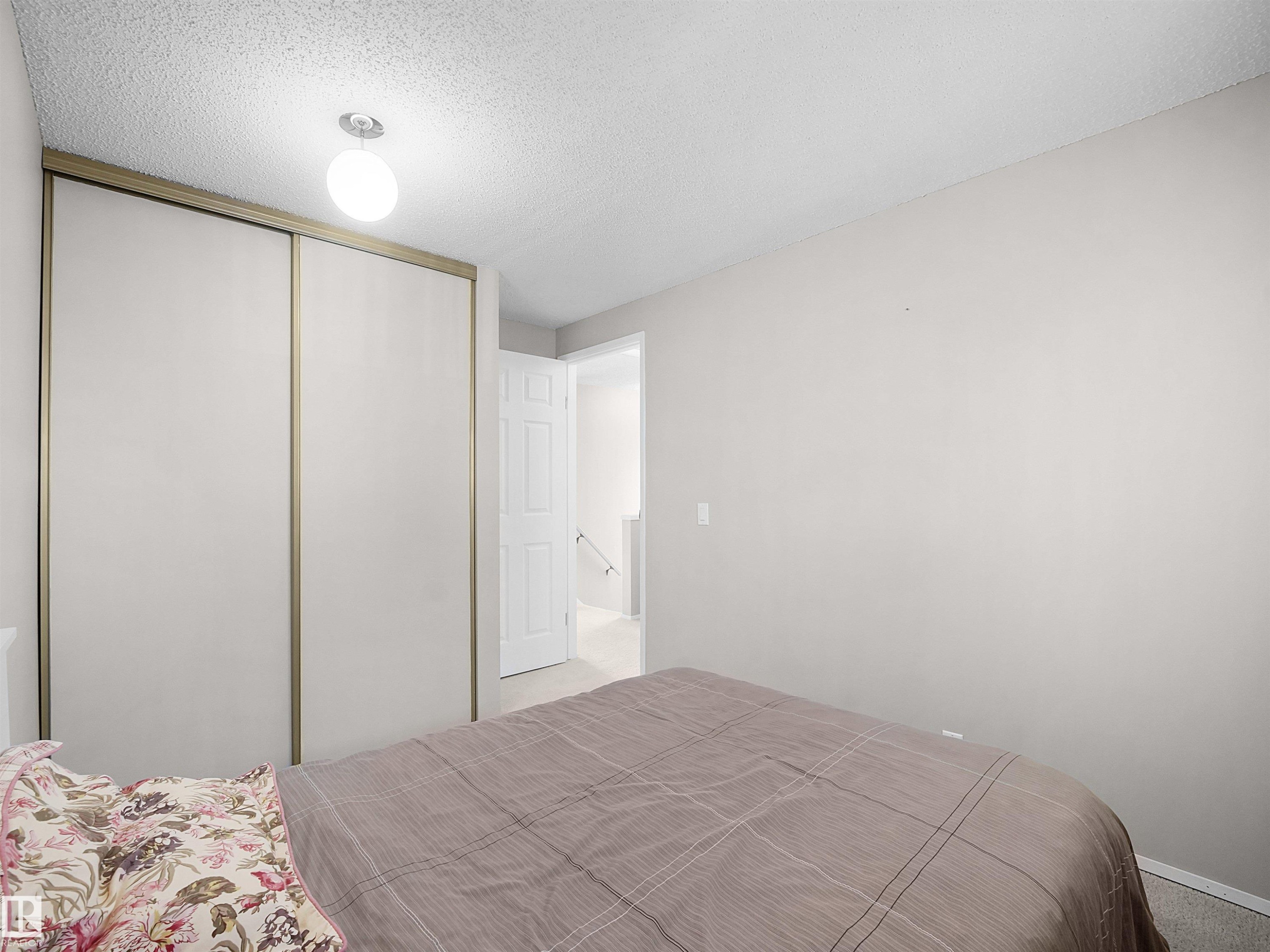 20 St. Andrews Avenue, Stony Plain, AB
