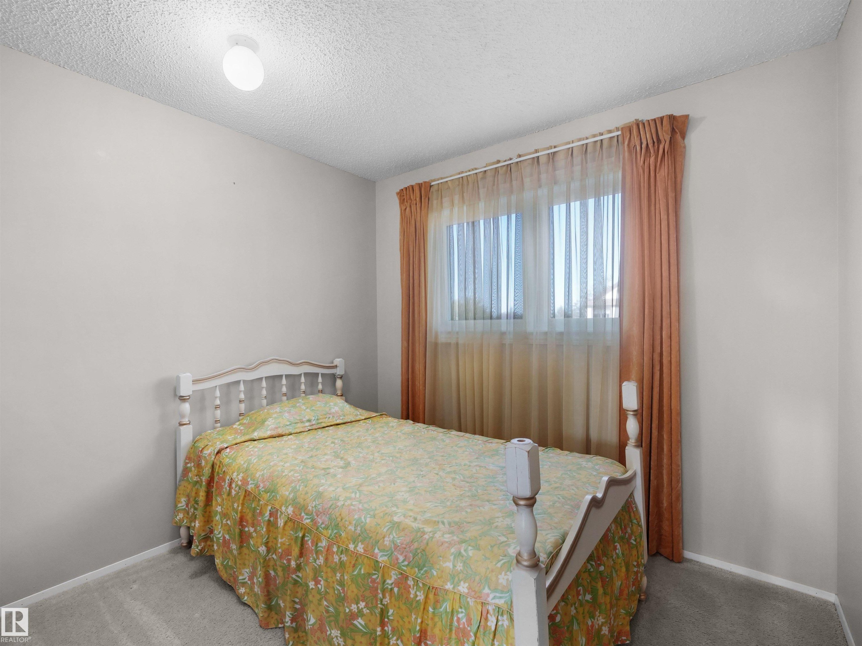 20 St. Andrews Avenue, Stony Plain, AB