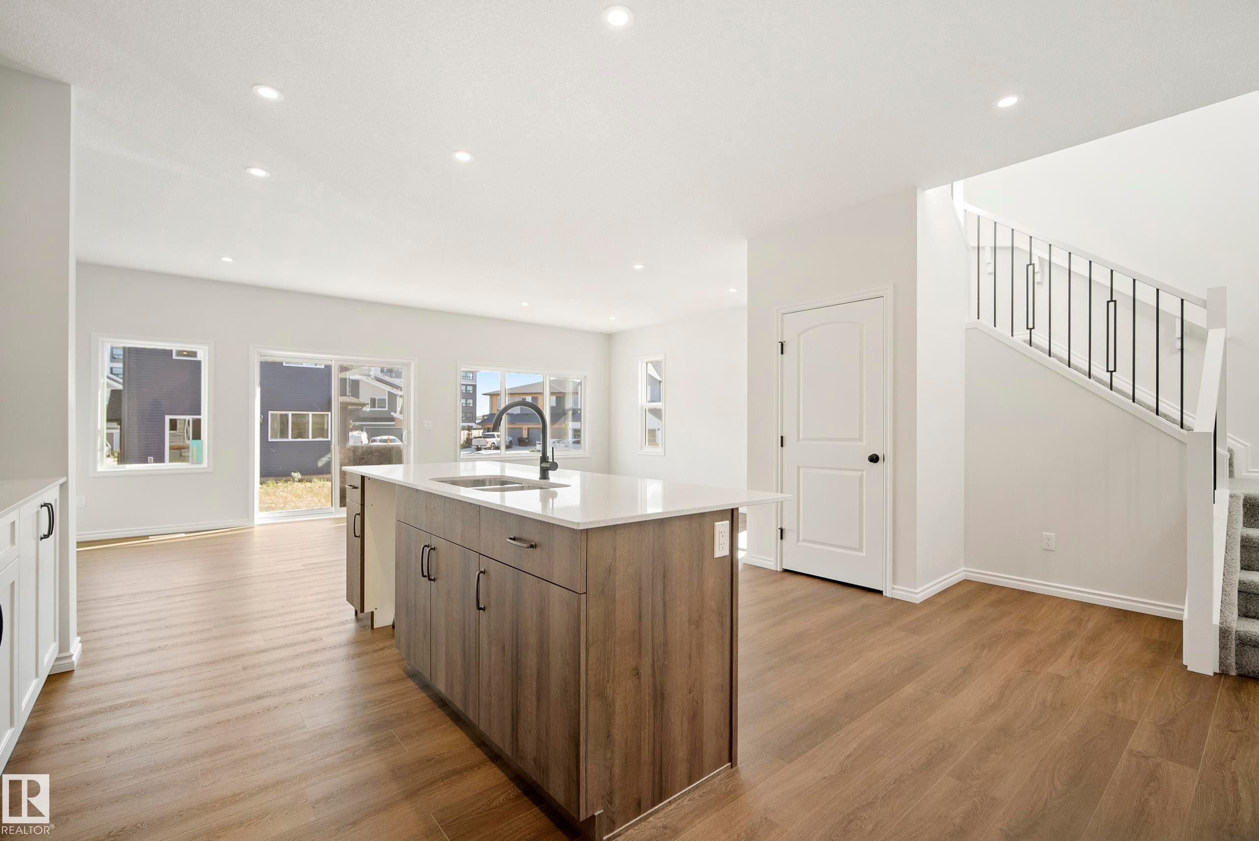 2411 206 Street Nw, Edmonton, AB