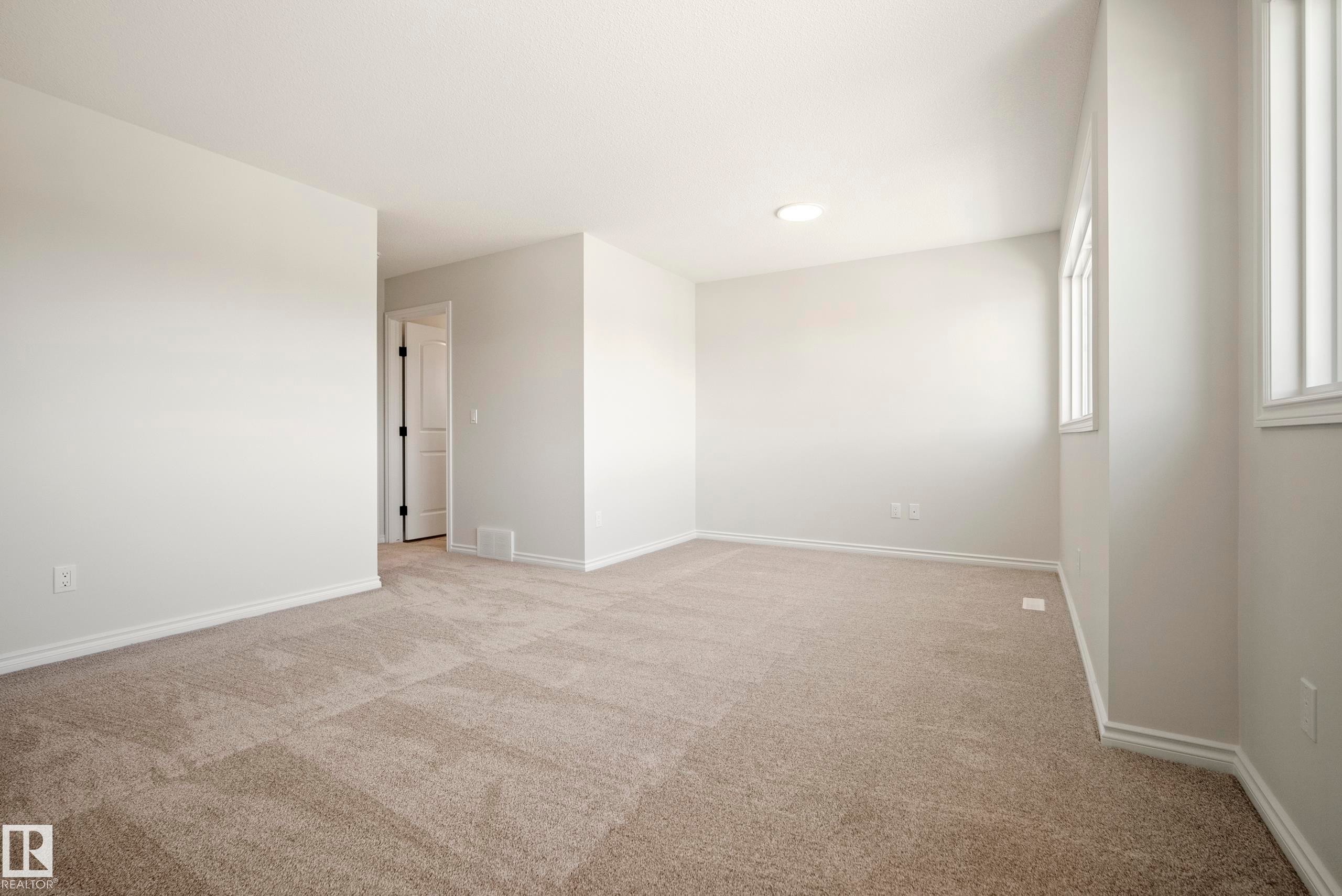 2411 206 Street Nw, Edmonton, AB