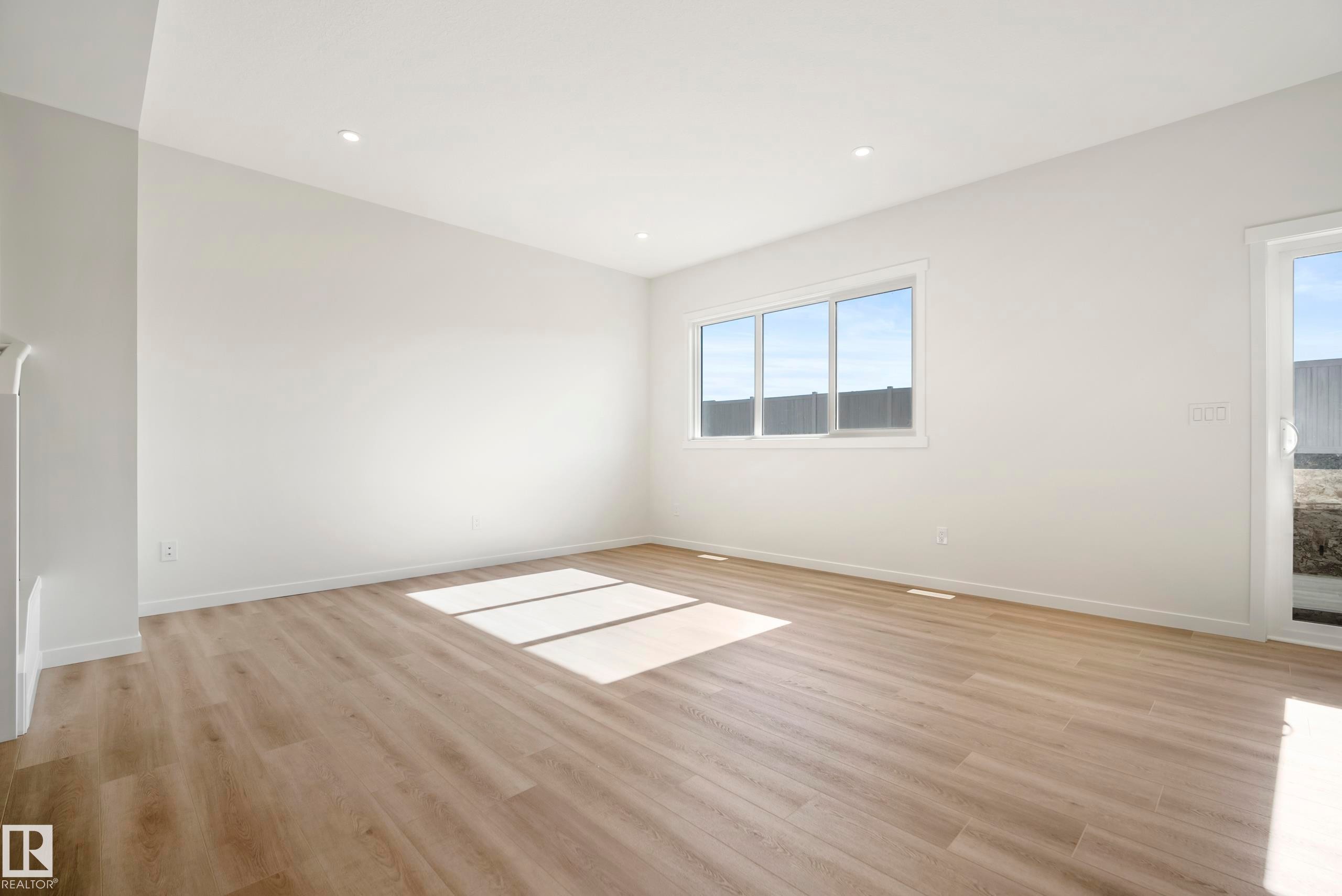 20739 24 Avenue Nw, Edmonton, AB