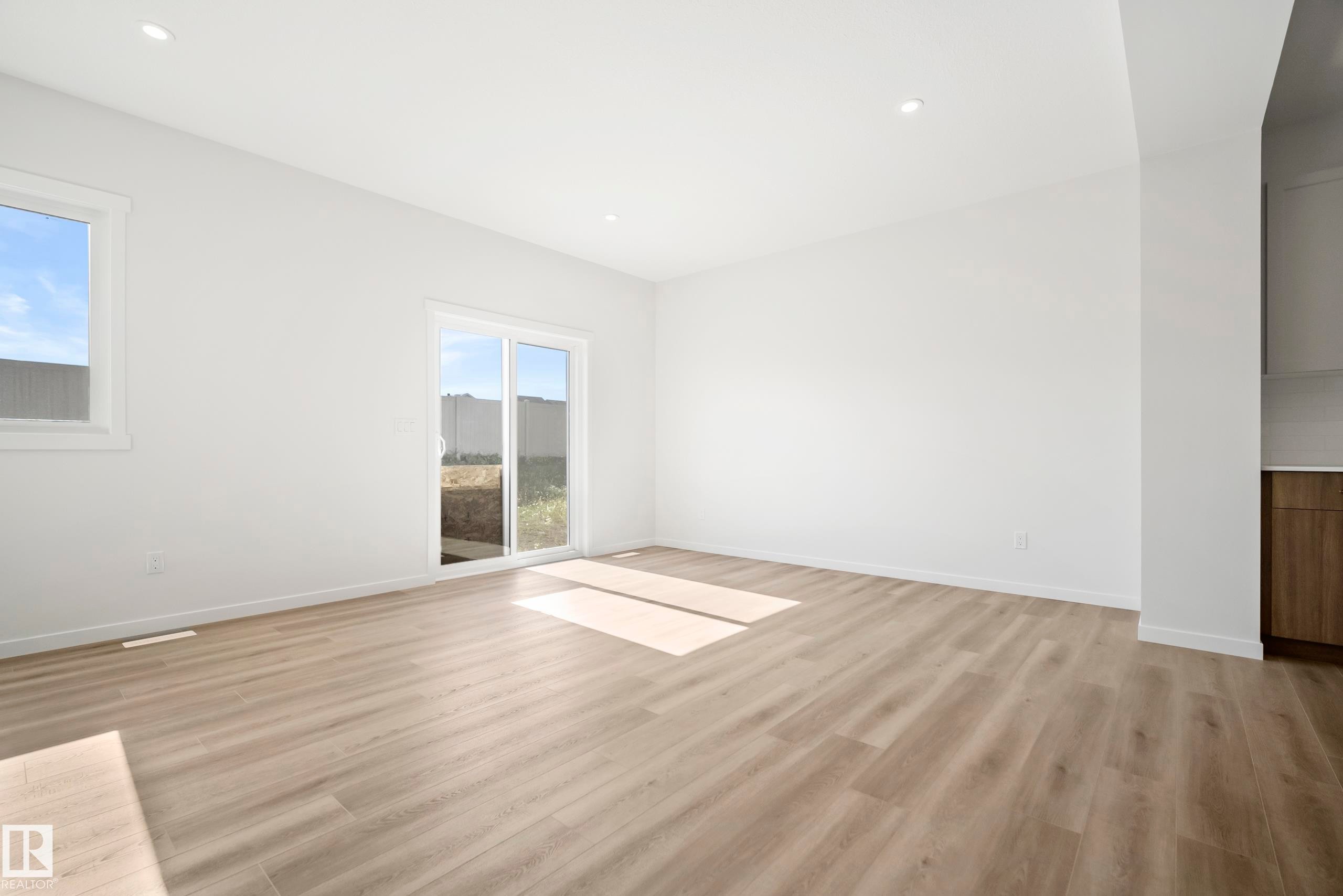 20739 24 Avenue Nw, Edmonton, AB