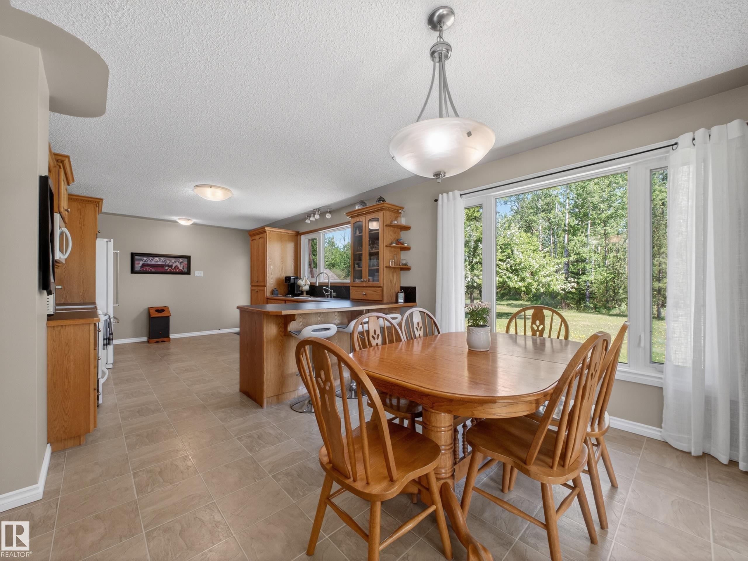 22048 Twp Road 522, Rural Strathcona County, AB