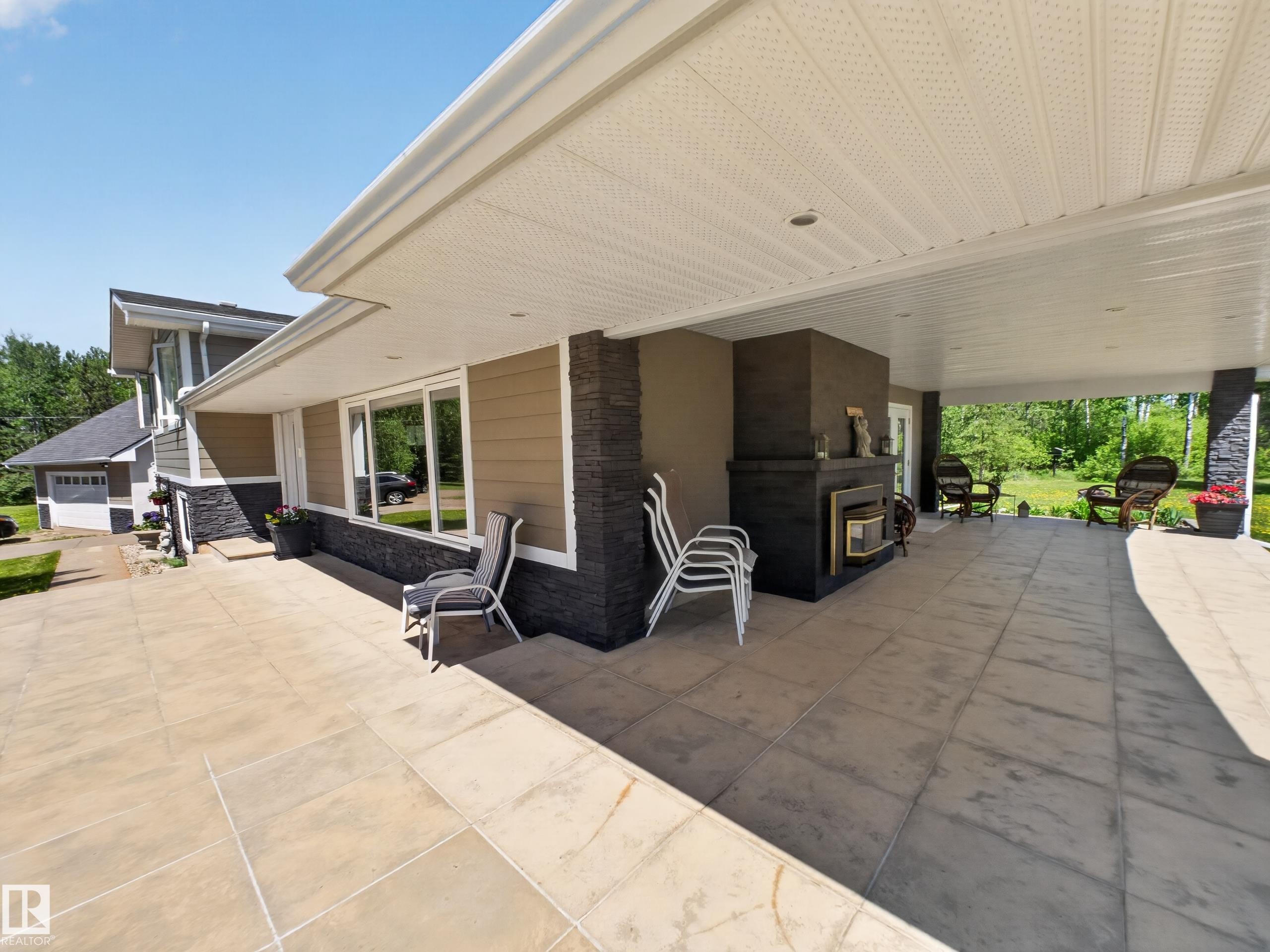 22048 Twp Road 522, Rural Strathcona County, AB