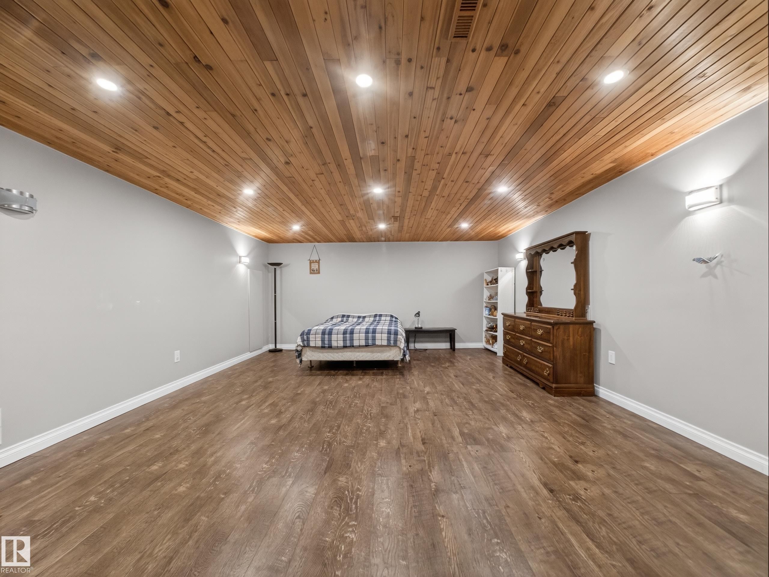 22048 Twp Road 522, Rural Strathcona County, AB