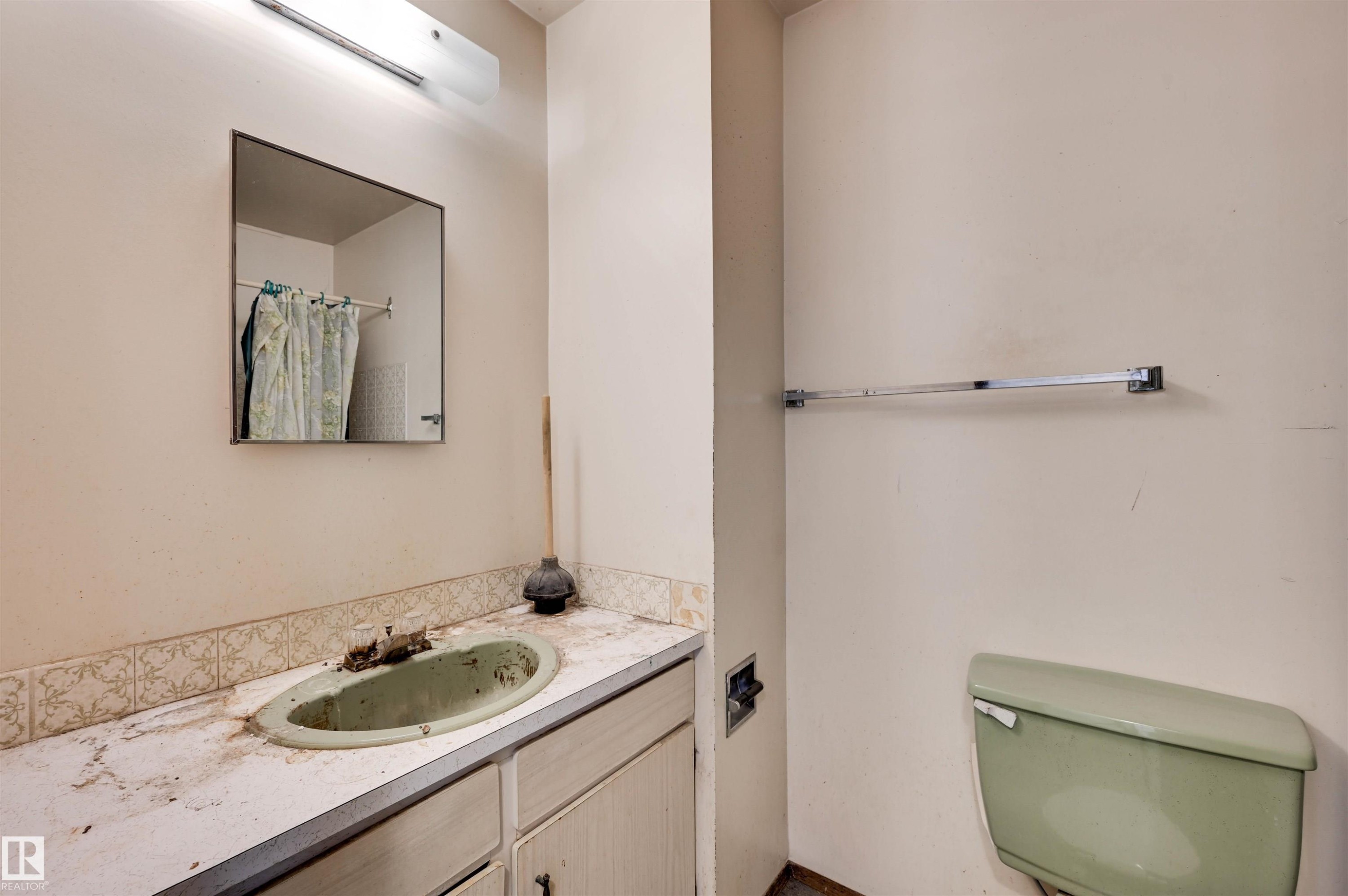 3813 134 Avenue Nw, Edmonton, AB