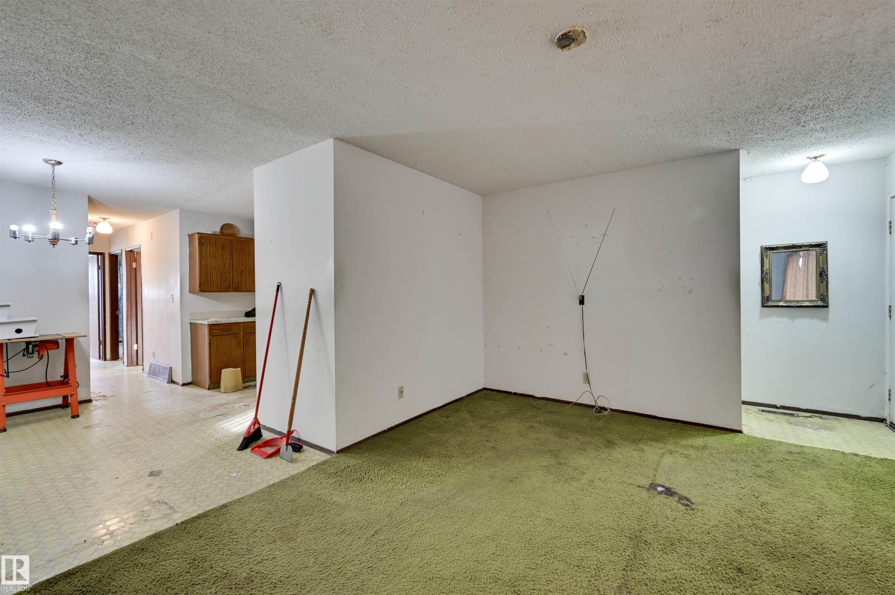 3813 134 Avenue Nw, Edmonton, AB