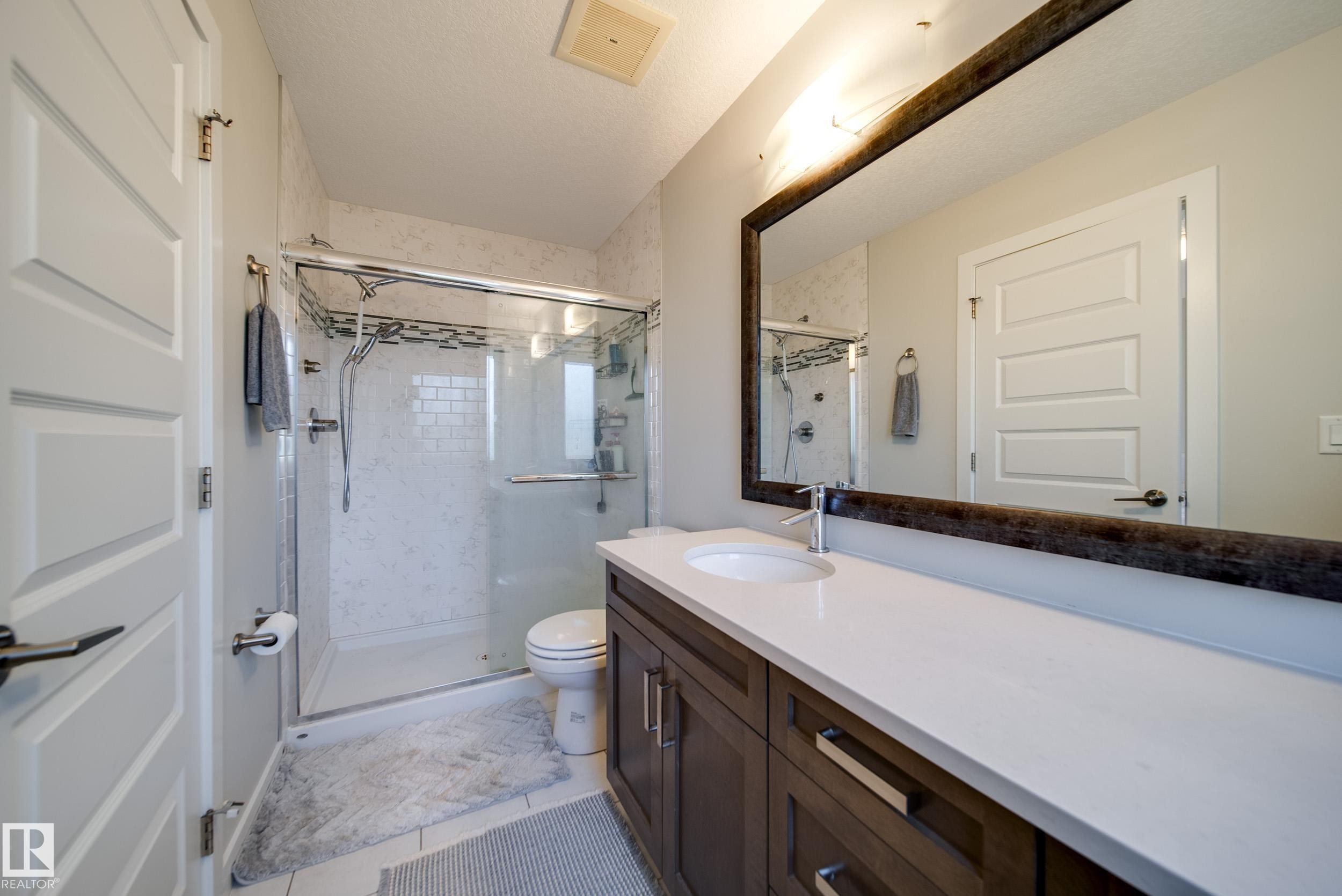 10328 83 Street Nw, Edmonton, AB