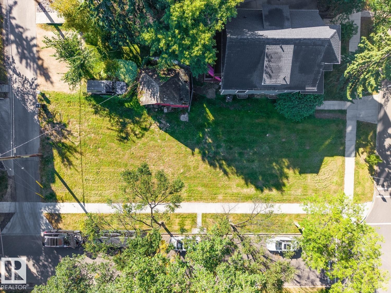 8925 100 Street Nw, Edmonton, AB