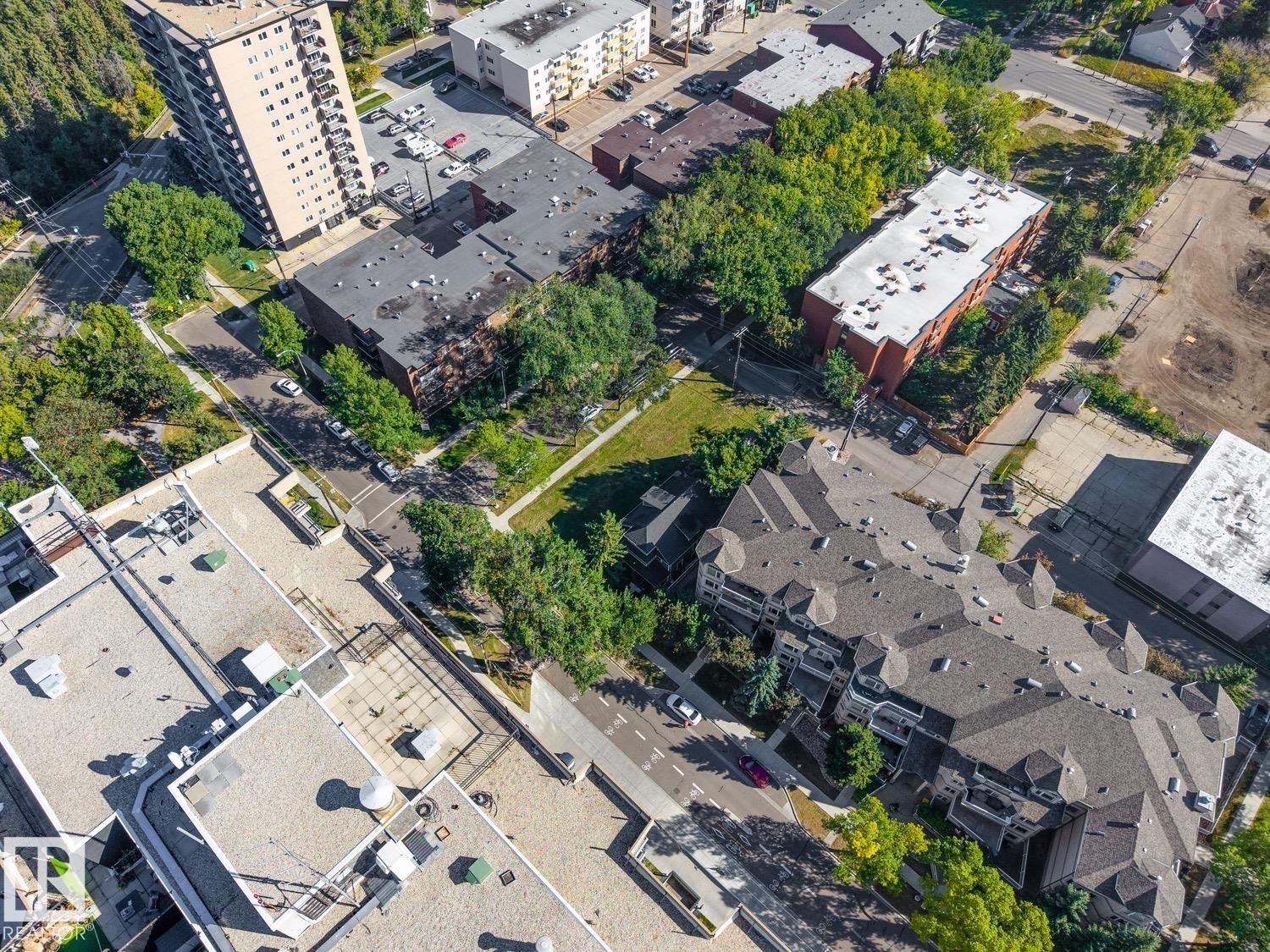 8925 100 Street Nw, Edmonton, AB