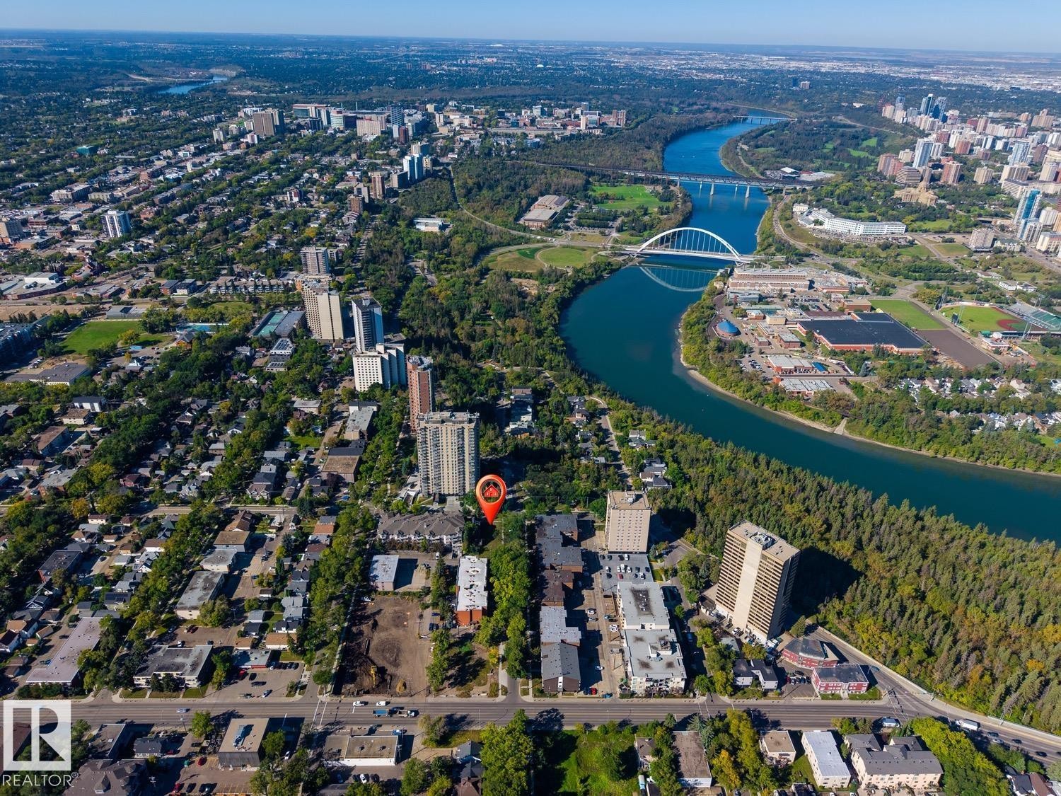 8925 100 Street Nw, Edmonton, AB