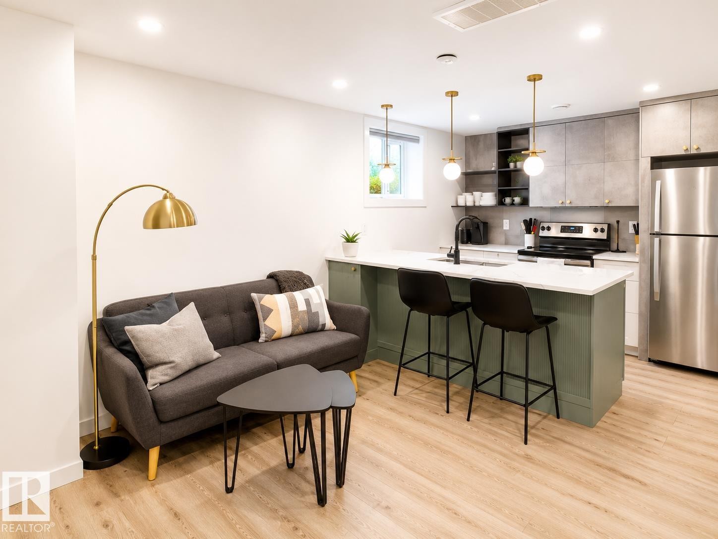9342 74 Avenue Nw, Edmonton, AB