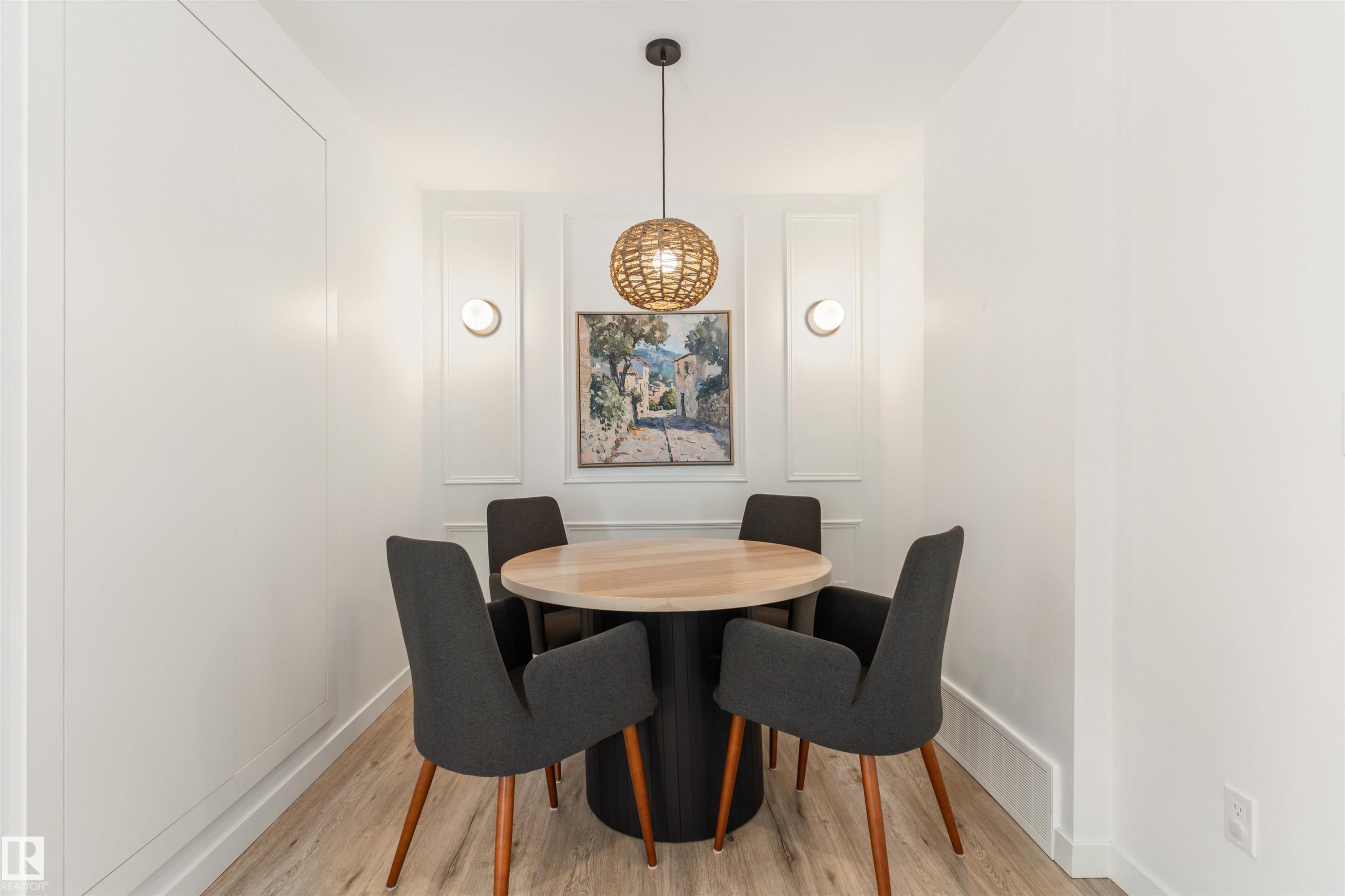 9342 74 Avenue Nw, Edmonton, AB