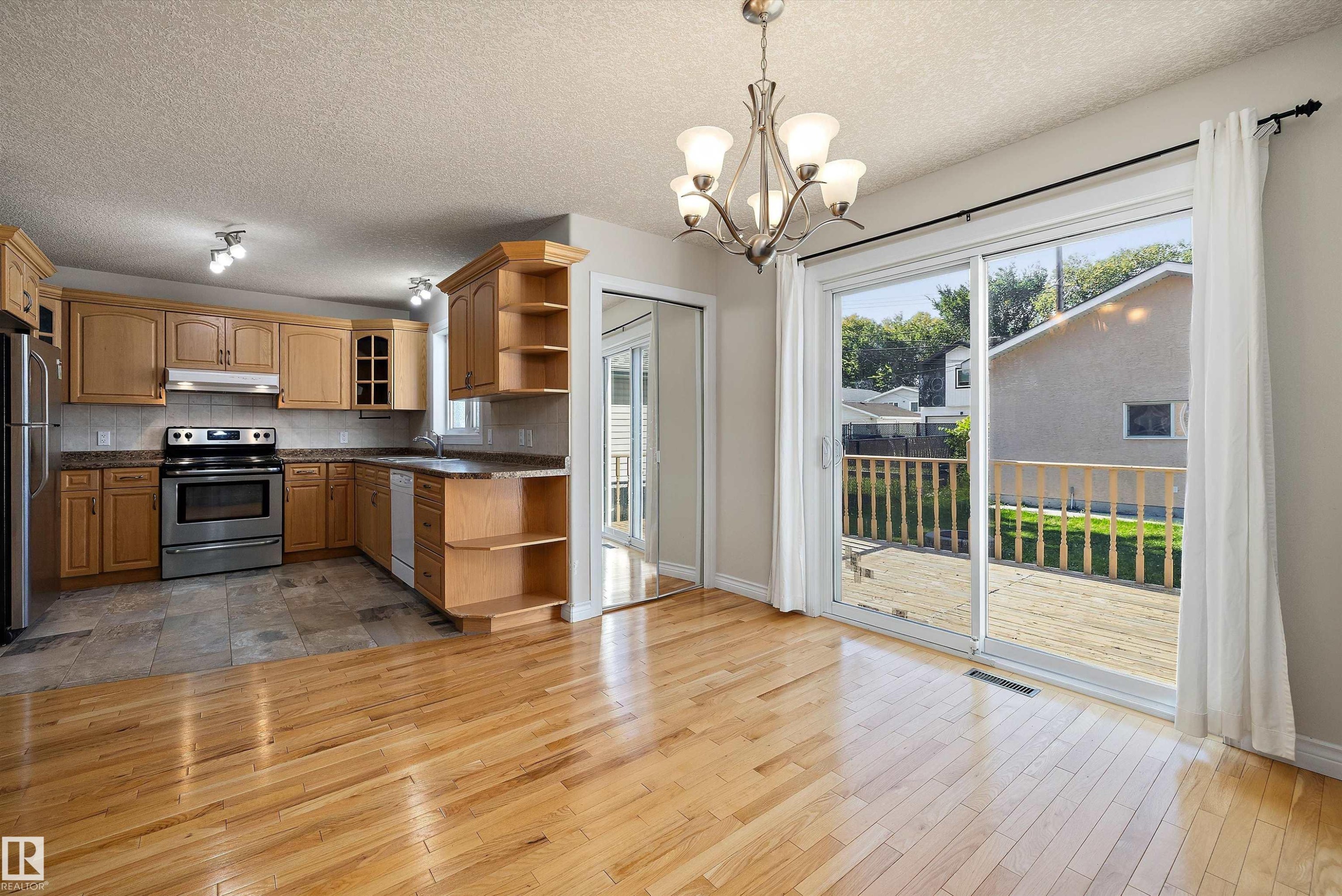 12132 92 Street Nw, Edmonton, AB