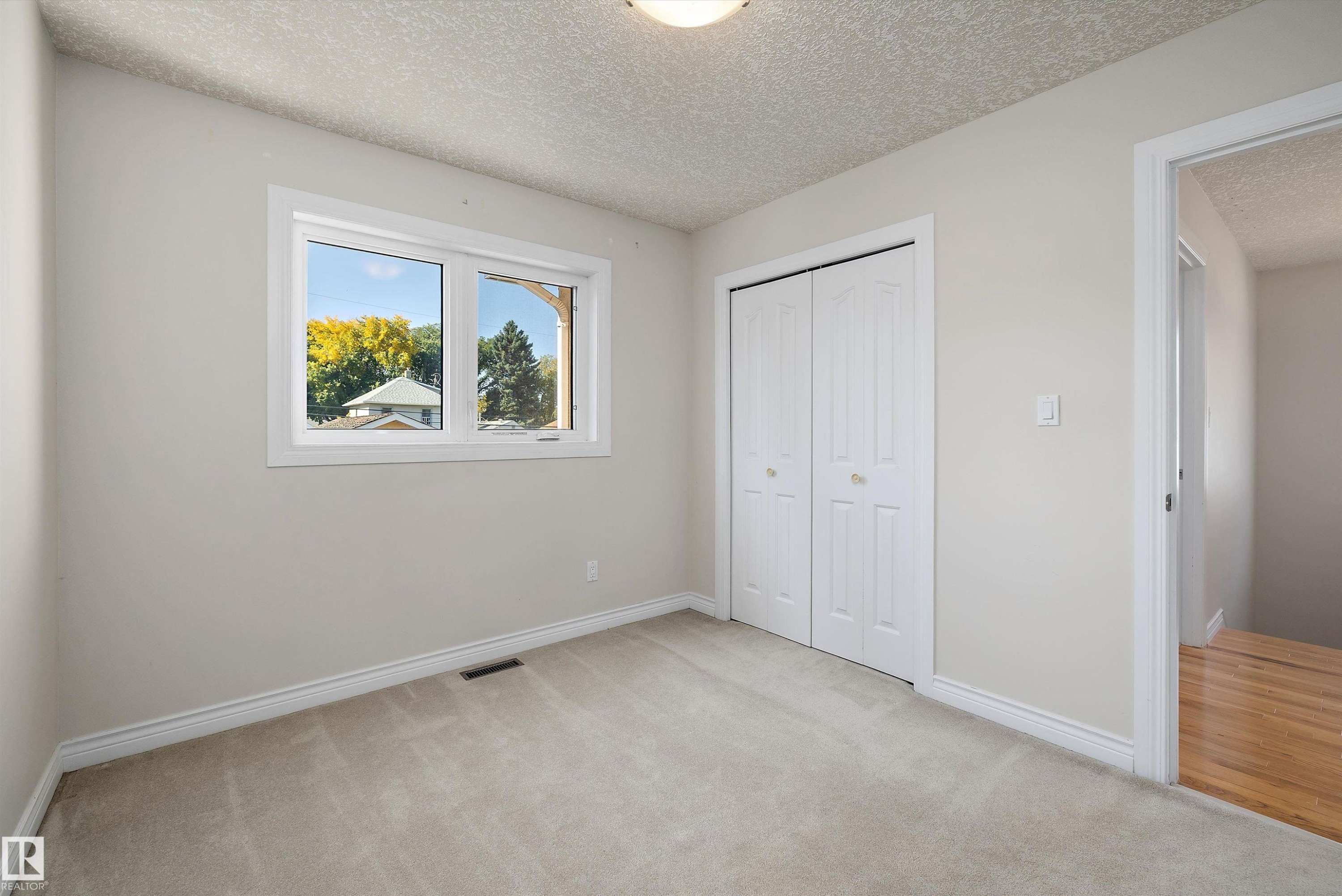 12132 92 Street Nw, Edmonton, AB