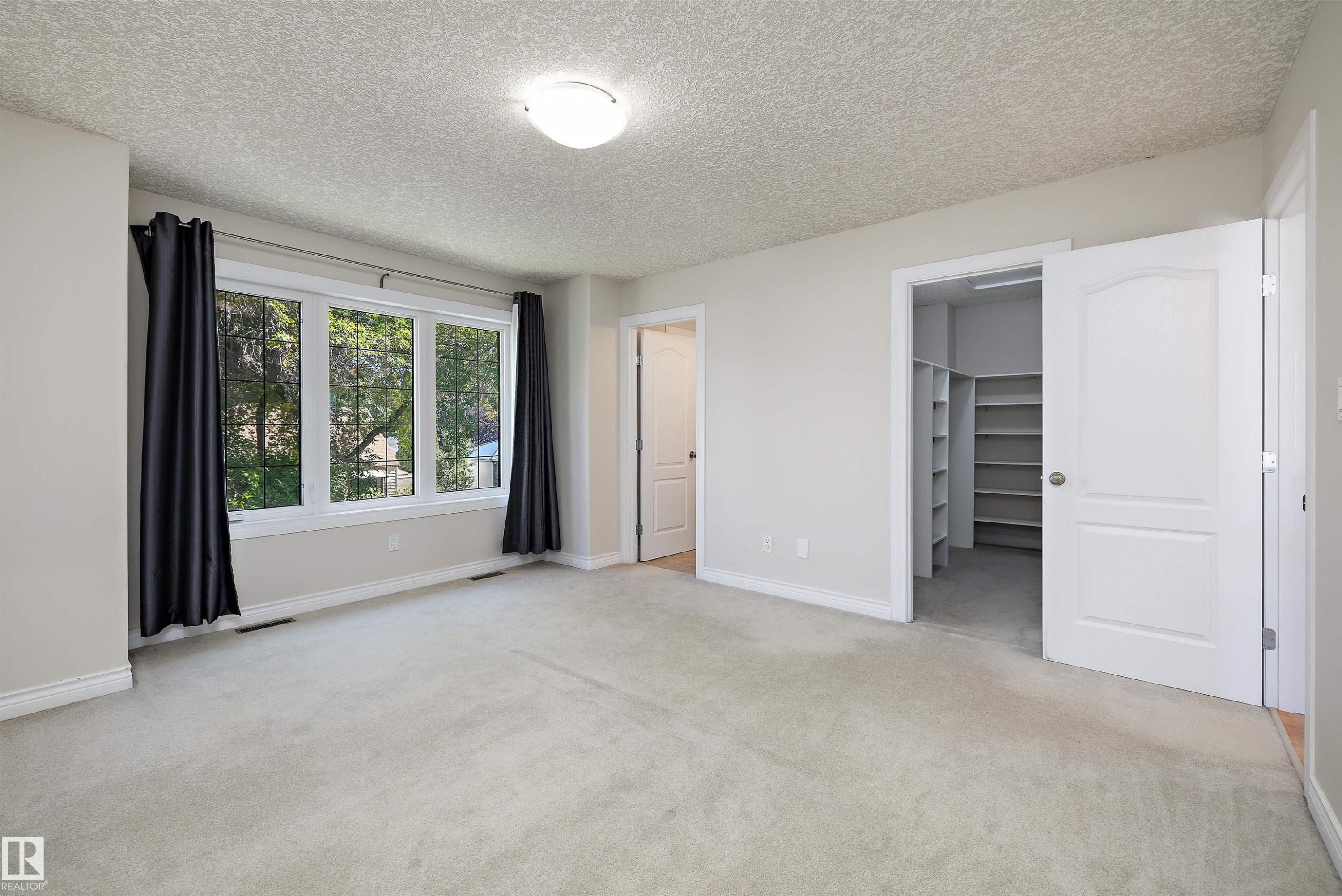 12132 92 Street Nw, Edmonton, AB
