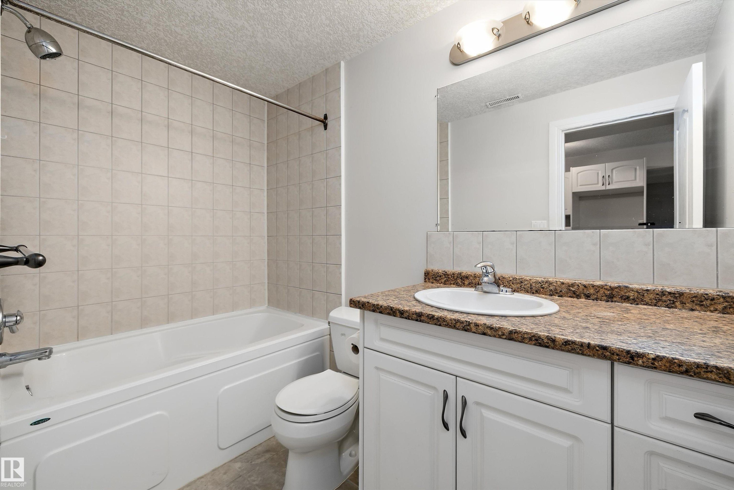 12132 92 Street Nw, Edmonton, AB
