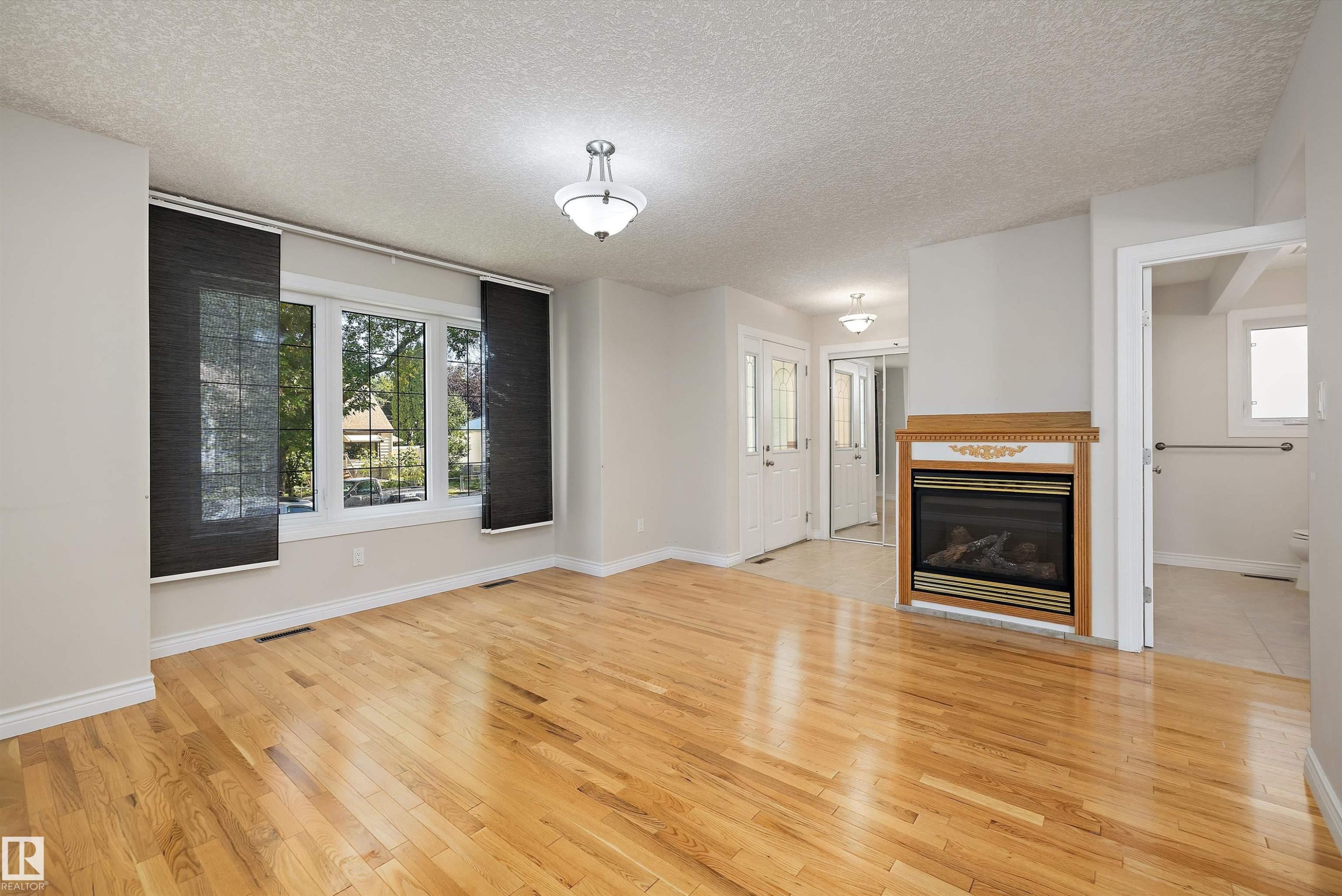 12132 92 Street Nw, Edmonton, AB
