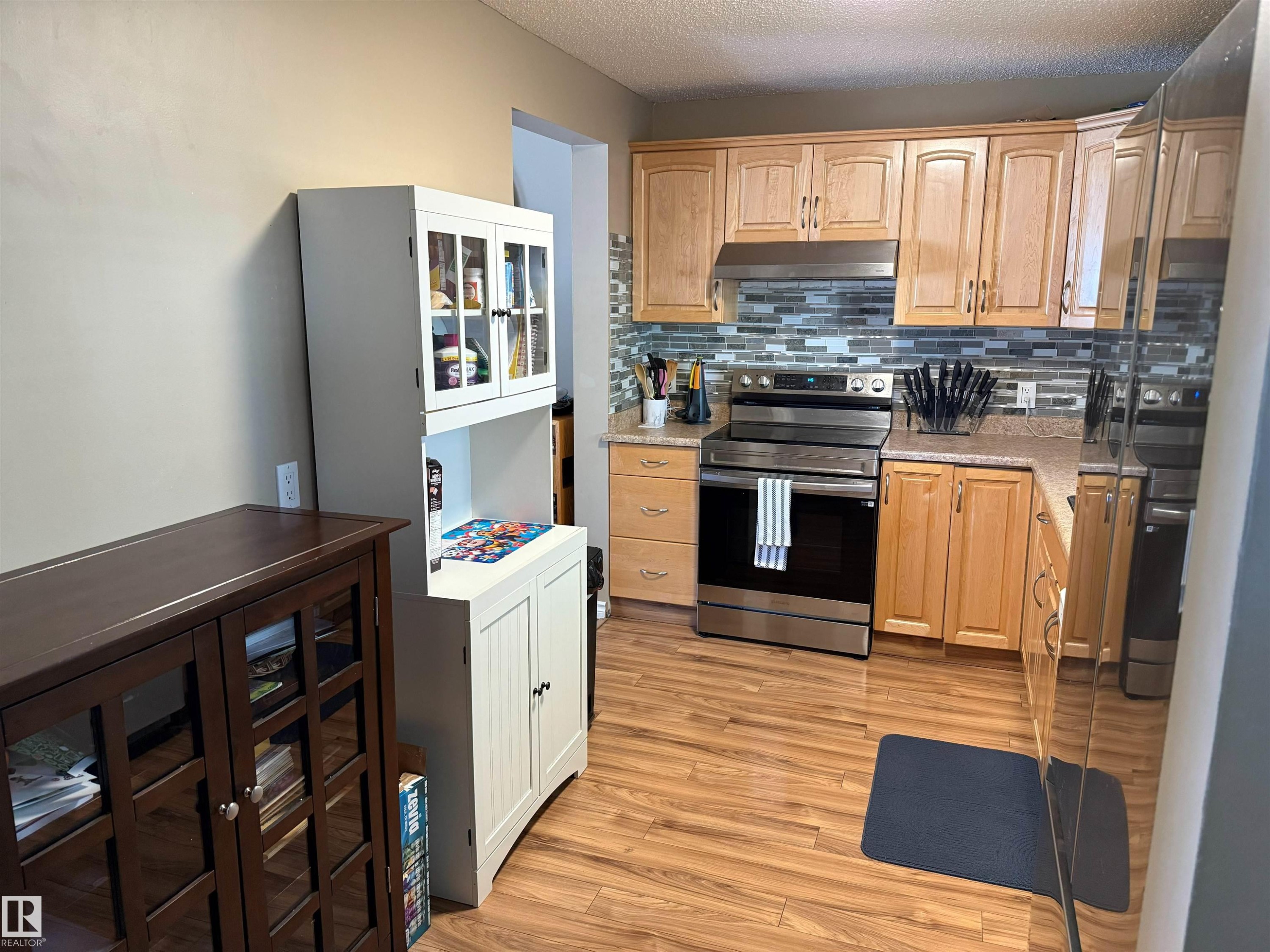 18207 74 Avenue Nw, Edmonton, AB
