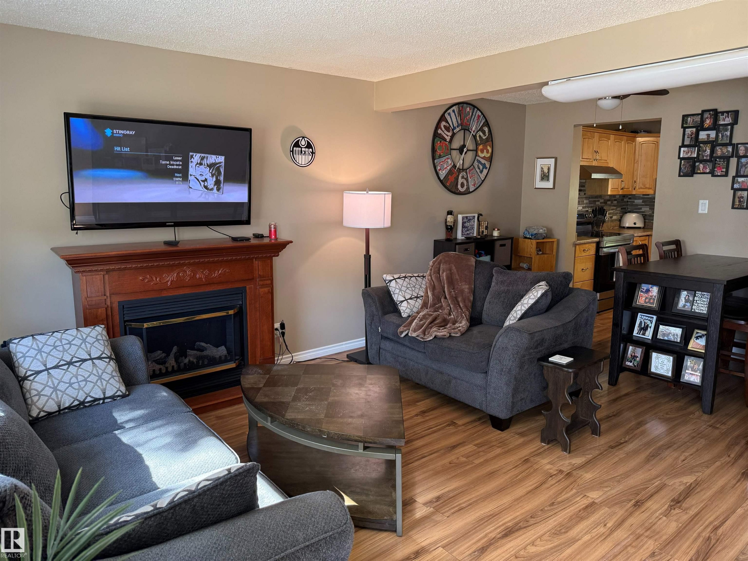 18207 74 Avenue Nw, Edmonton, AB