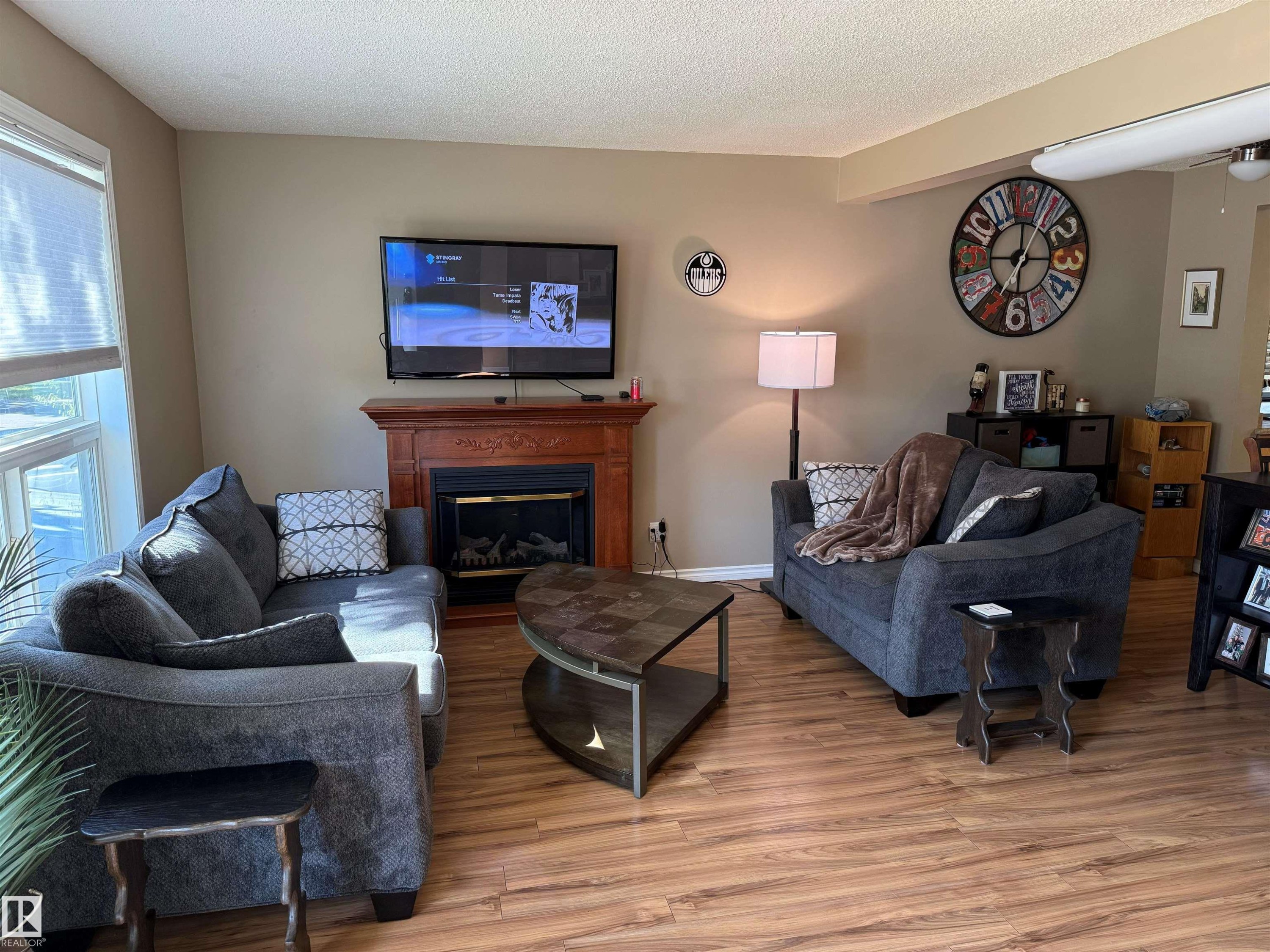 18207 74 Avenue Nw, Edmonton, AB